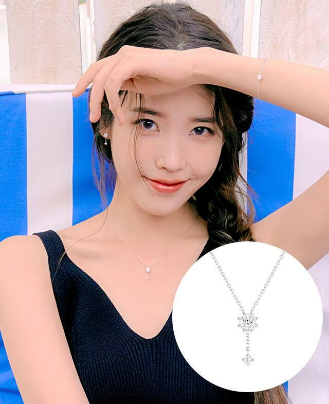 J.estina Whitemond Necklace (JJLJNQ1BS302SW420)