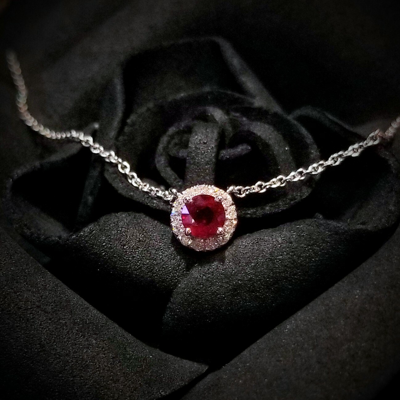18K White Gold 0.47ct Ruby and Diamond Necklace
