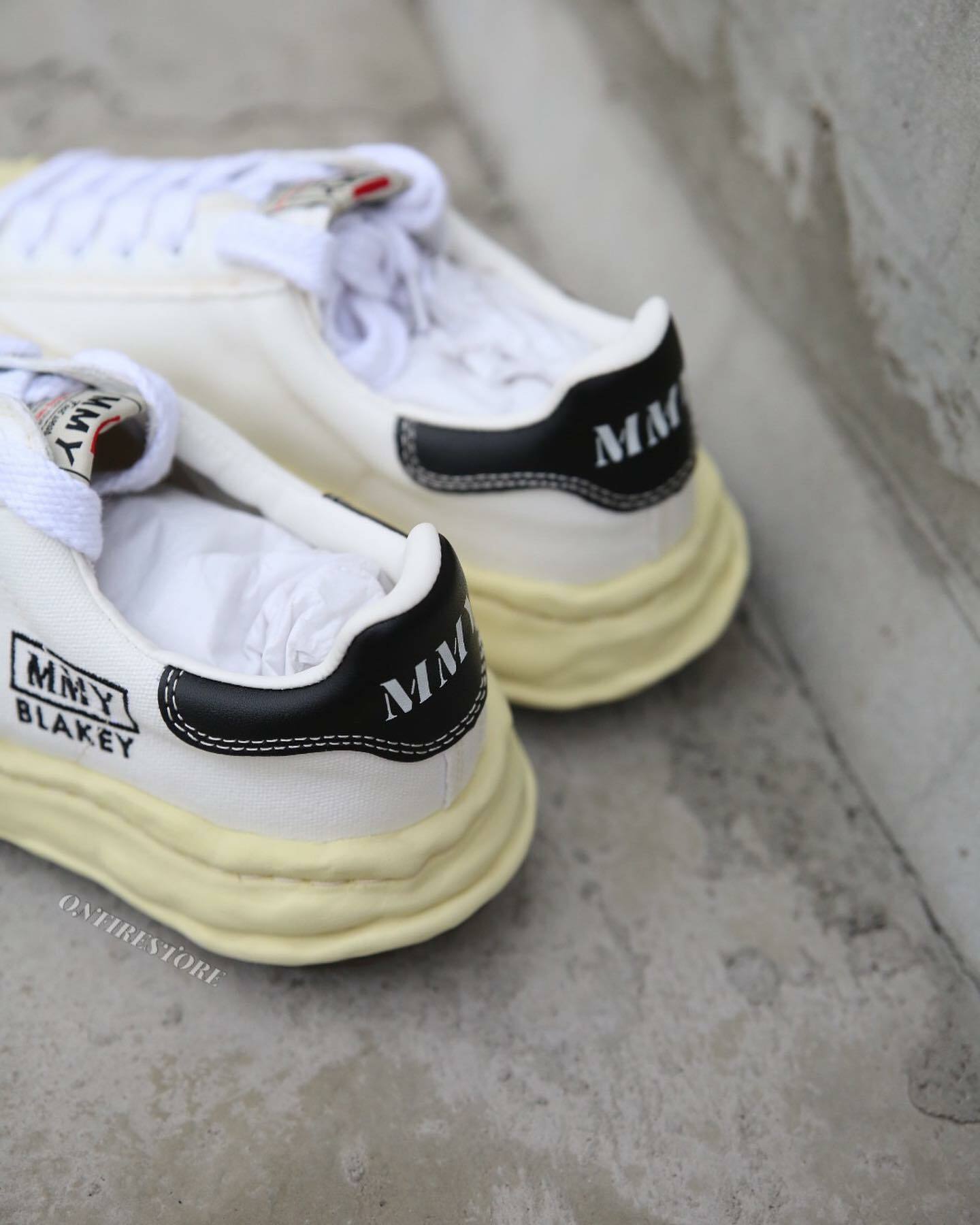 {現貨} MMY MAISON MIHARA YASUHIRO BLAKEY OG "White/Vintage"
