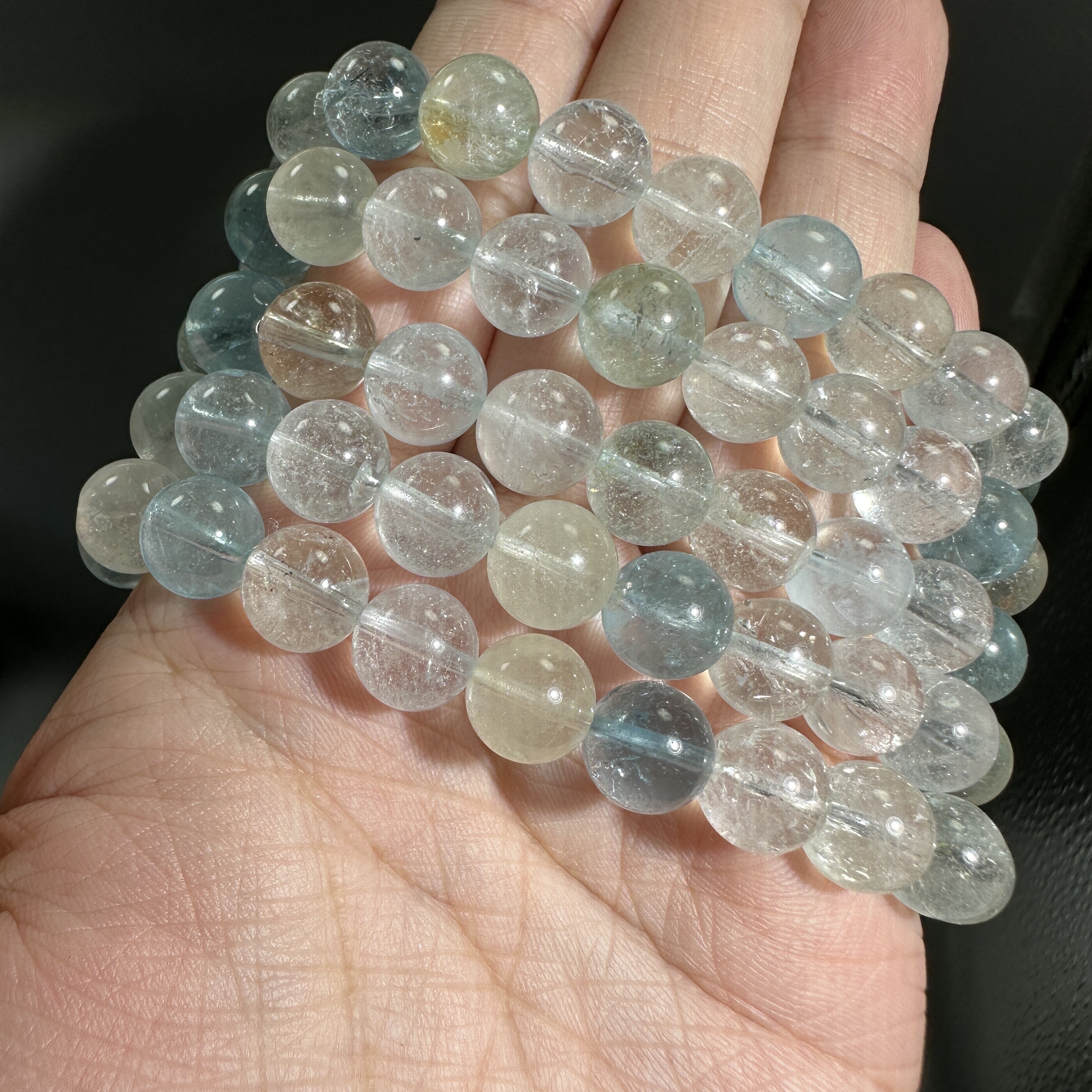 彩托柏石