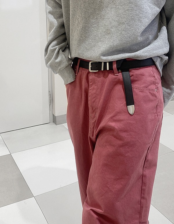 酒吧間長牛皮腰帶