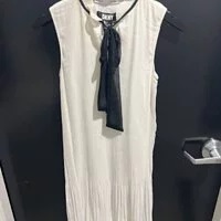 [S] DKNY SLEEVELESS PLEATED DRESS,WHITE/BLACK, DD9GY773-CMB (SD399)