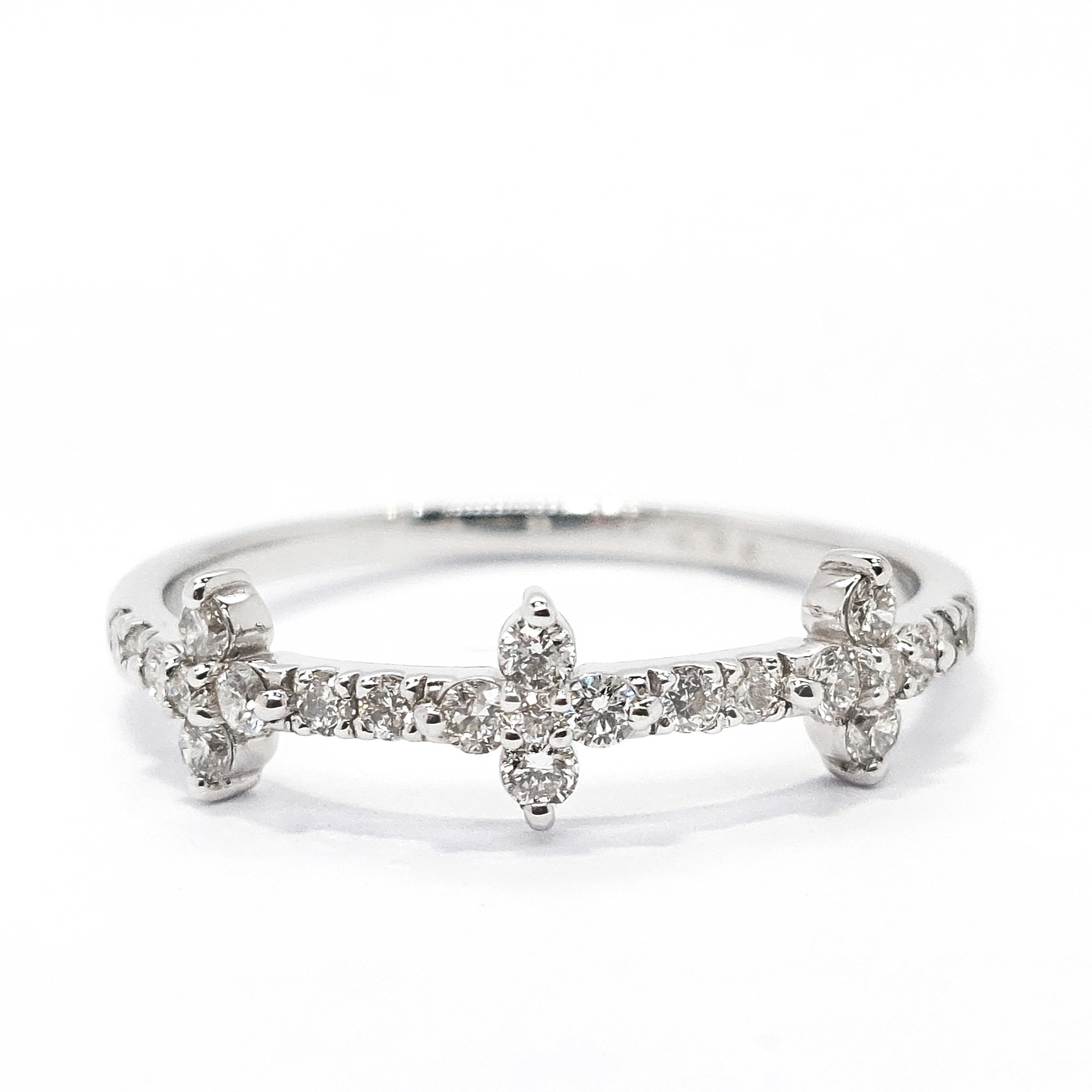 18K白金天然鑽石戒指