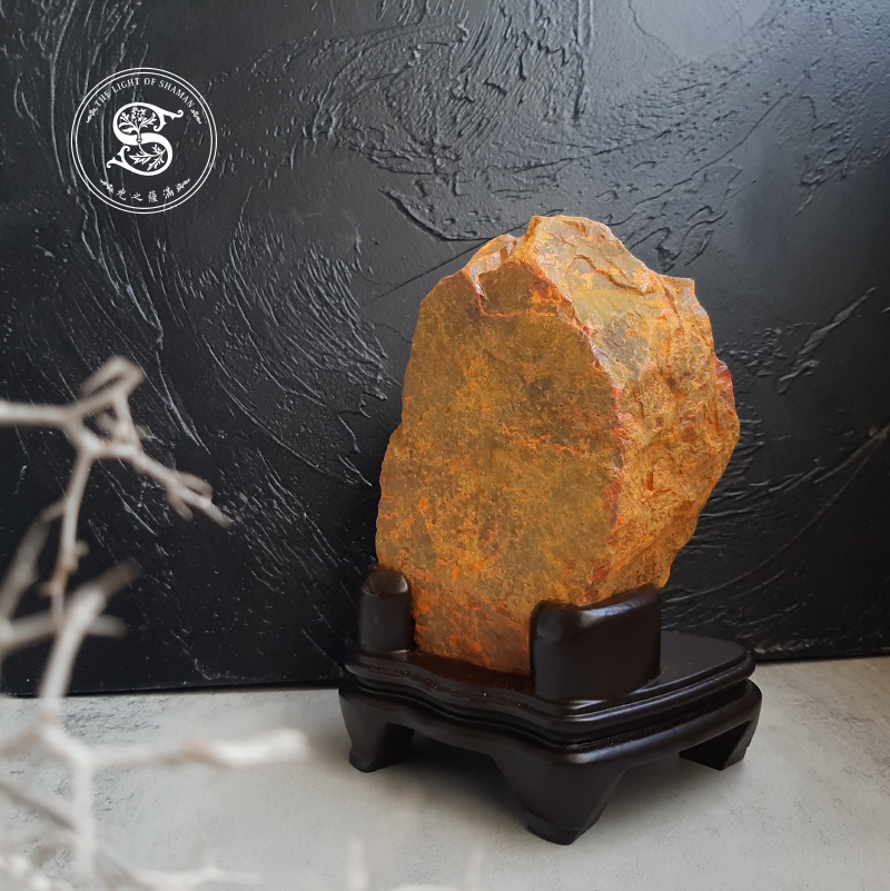 除障避邪純天然雄黃礦擺飾（隨貨附量身定做木架)ORE11-光之薩滿