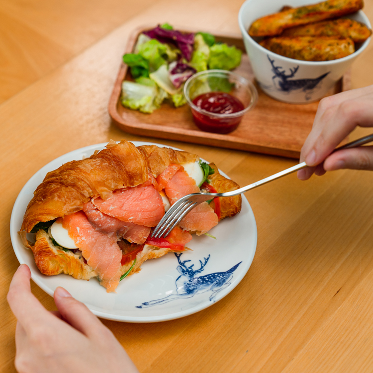 T56- 梅花鹿碗盤組(6碗6盤)