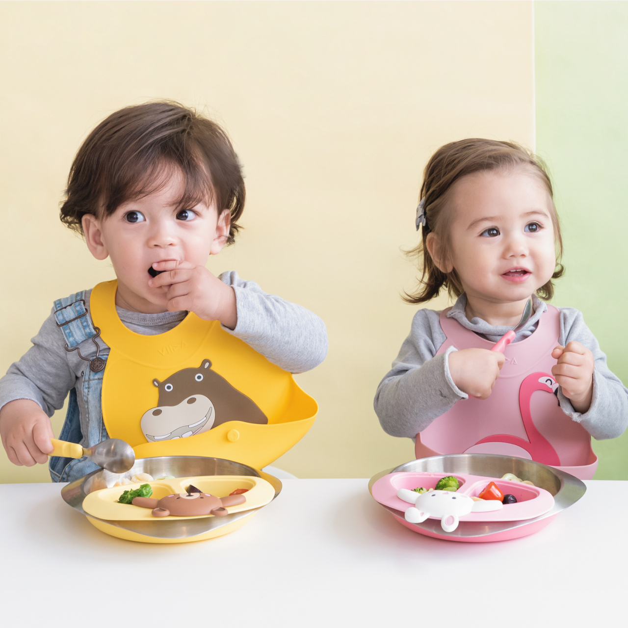 VIIDA  Joy便攜式矽膠圍兜 (哈迪河馬)