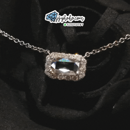18K White Gold 0.68ct Rectangular Cut Diamond Necklace