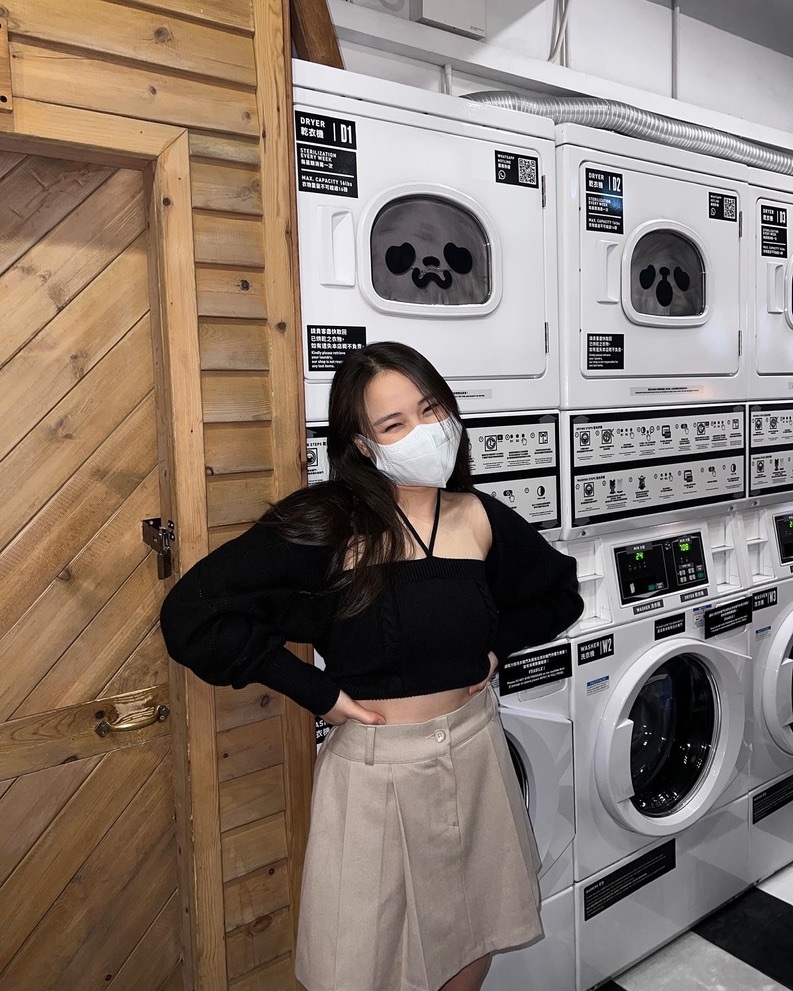 潮流教主低中腰百折裙