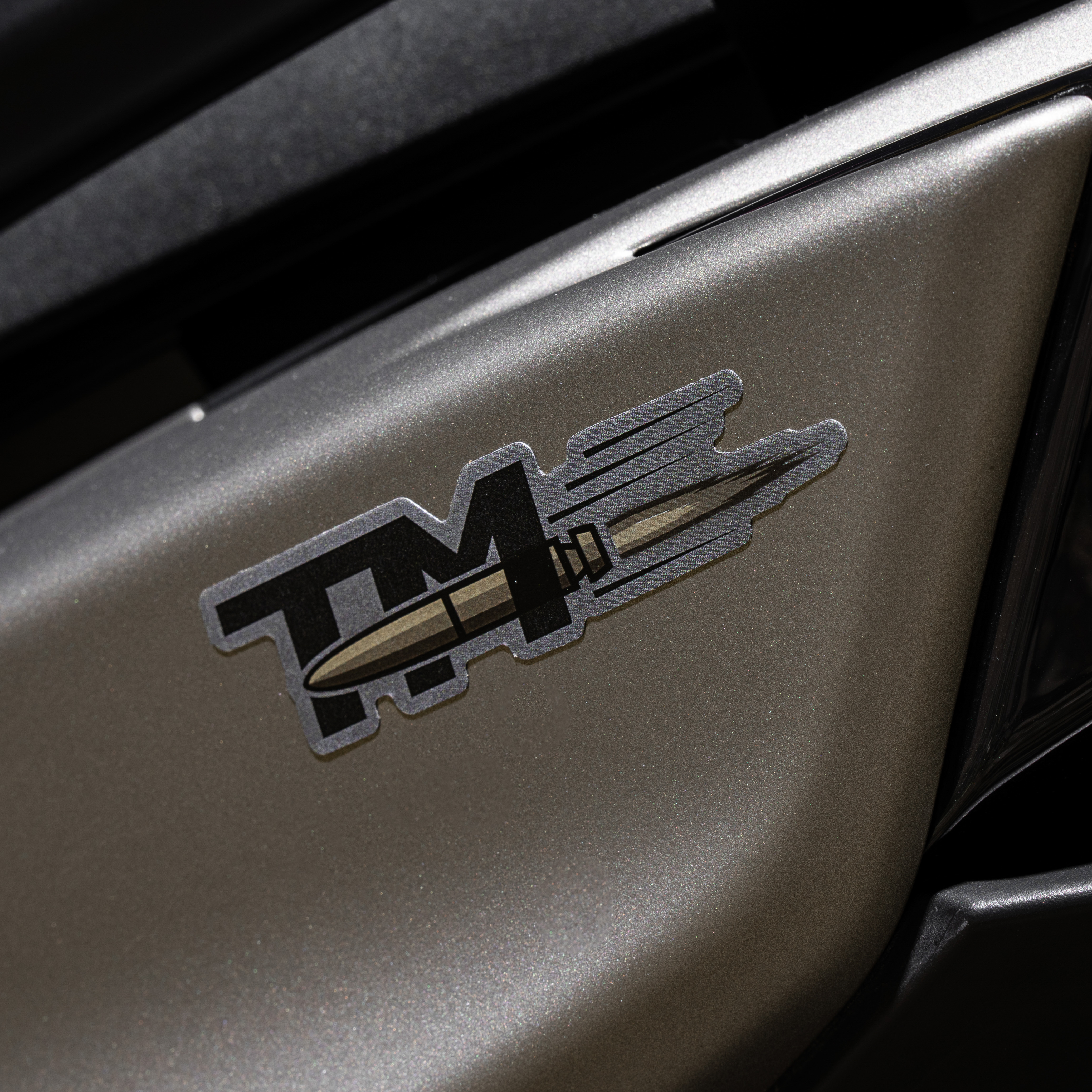 ｜TM_RacingTeam™ 銀彈貼紙｜-已絕版