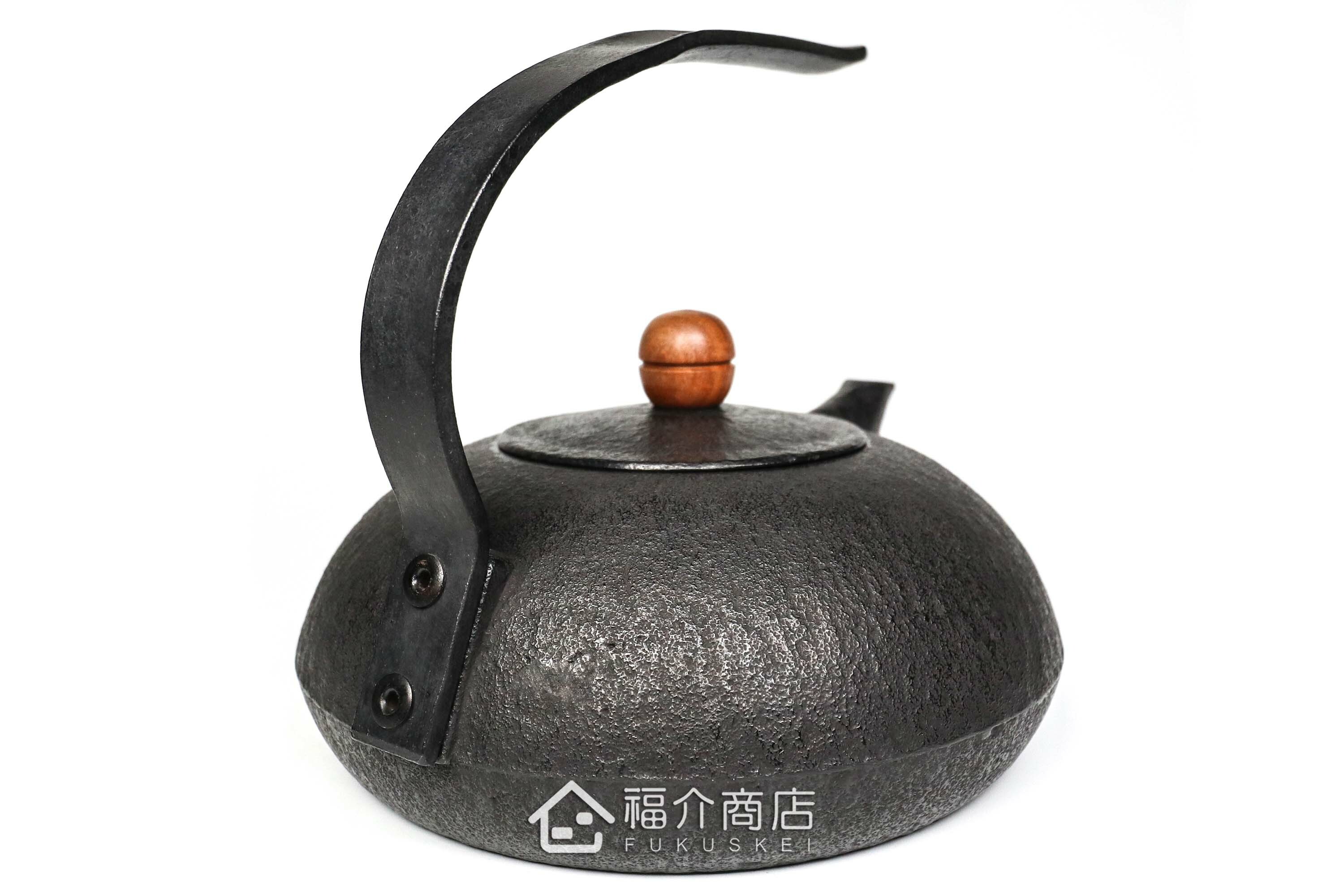 煮水泡茶用的鑄鐵茶壺