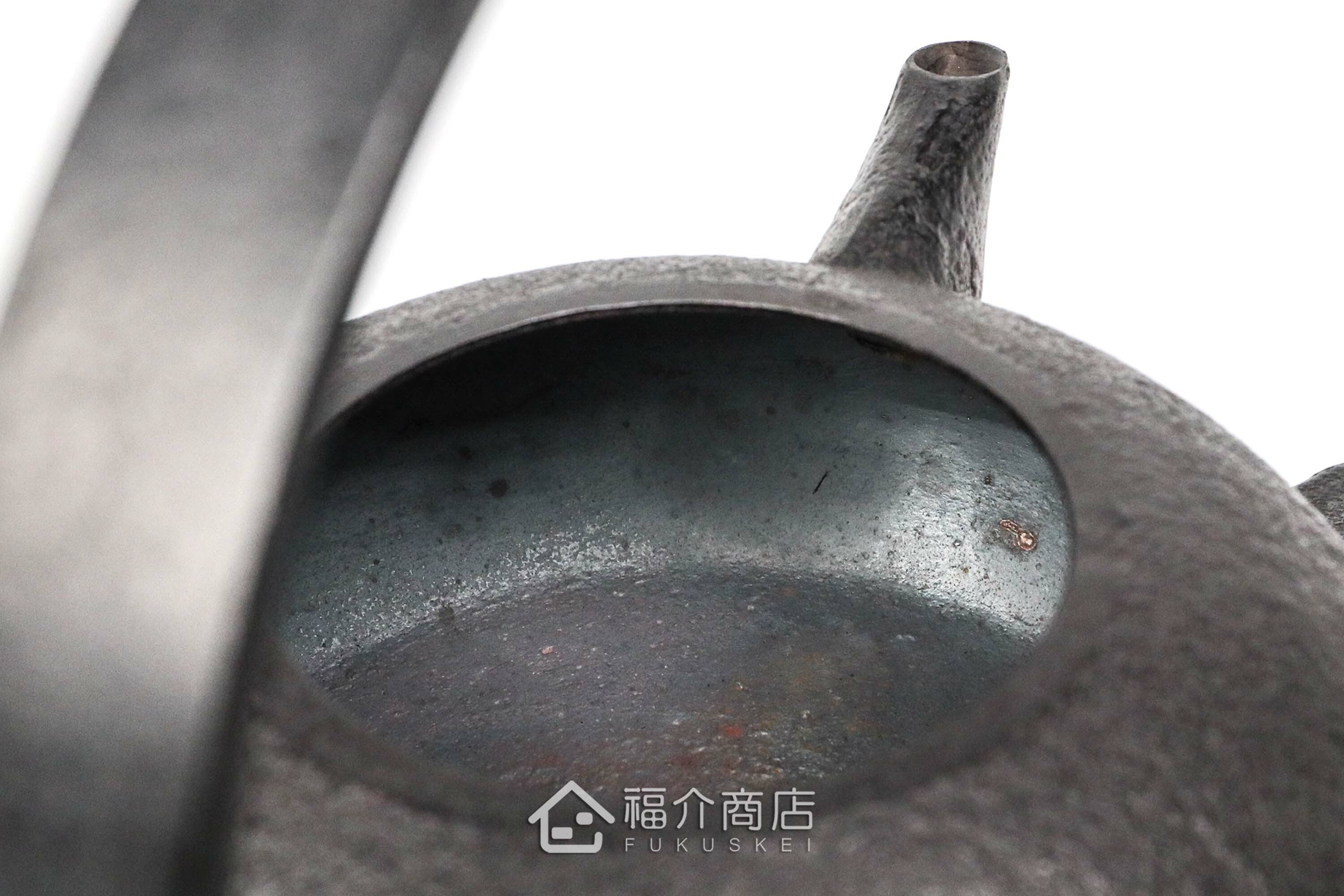 煮水泡茶用的鑄鐵茶壺