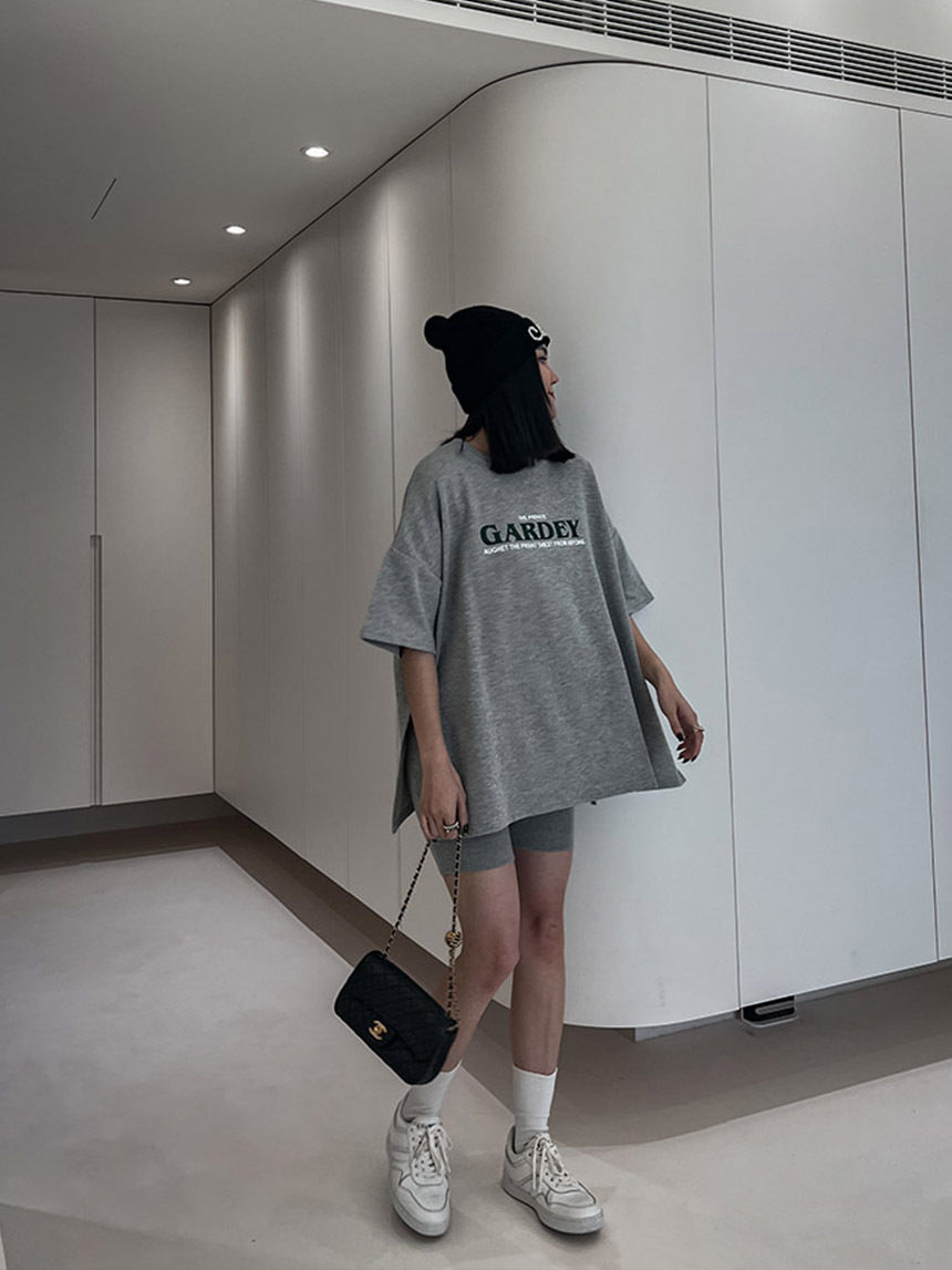 正韓-側開衩高磅男友字母T*5色