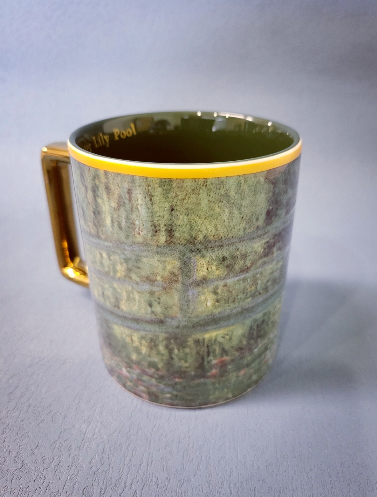 STRAVELING MUZEUM monet - the japanese footbridge and the water lily pool - coffee mug