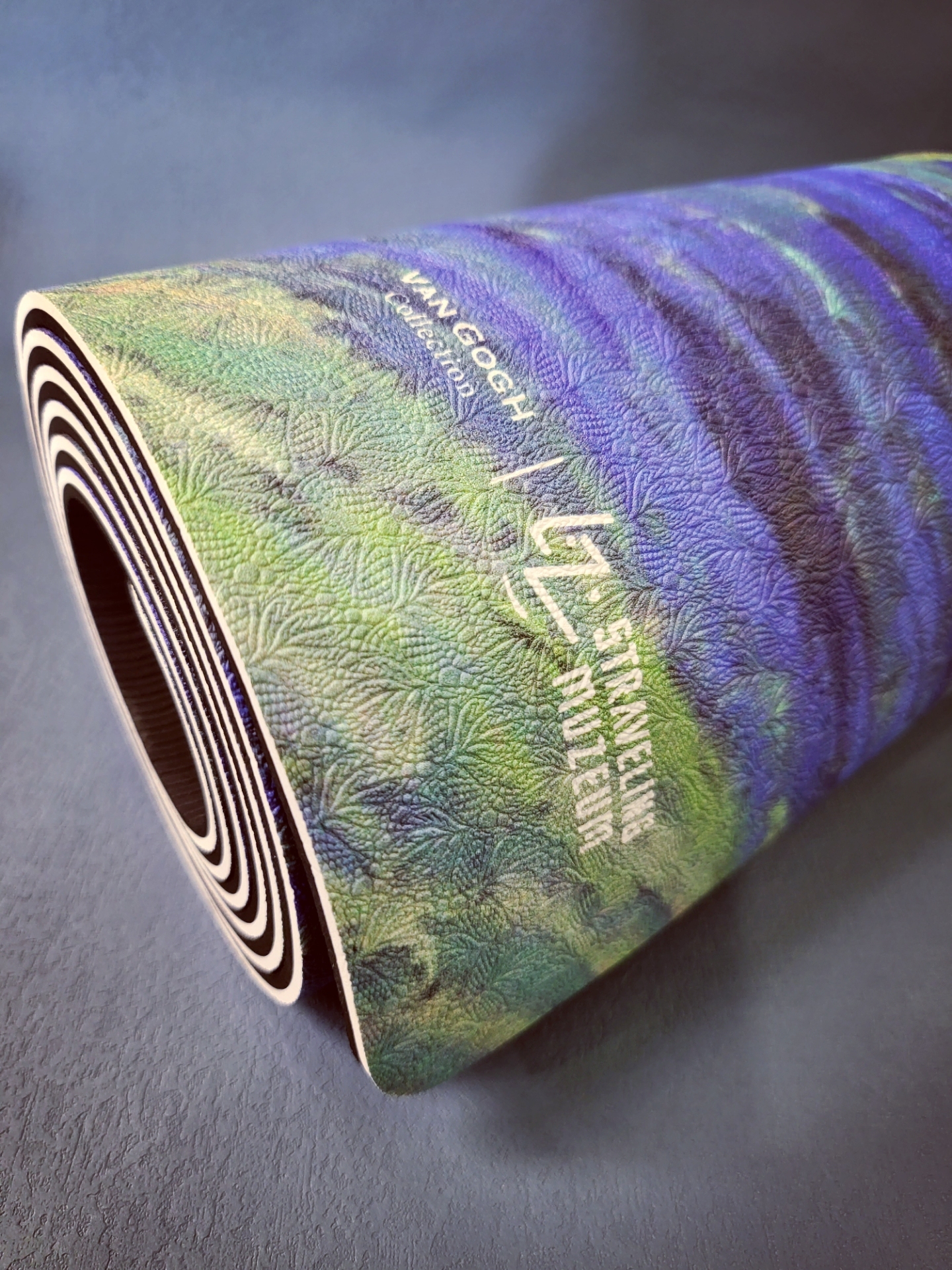 STRAVELING MUZEUM van gogh - the starry night - yoga mat