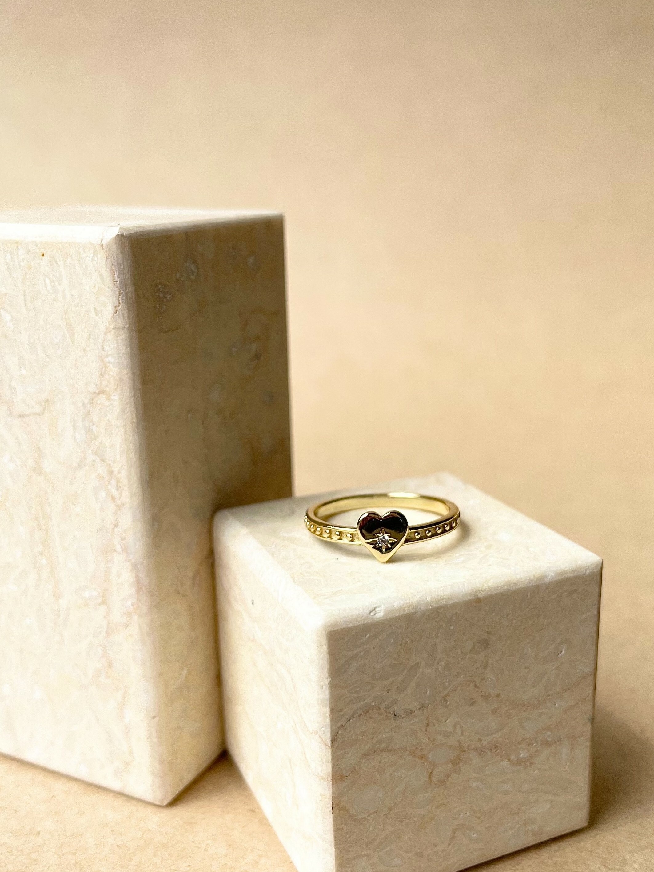 Heart Zircon Ball Race Ring