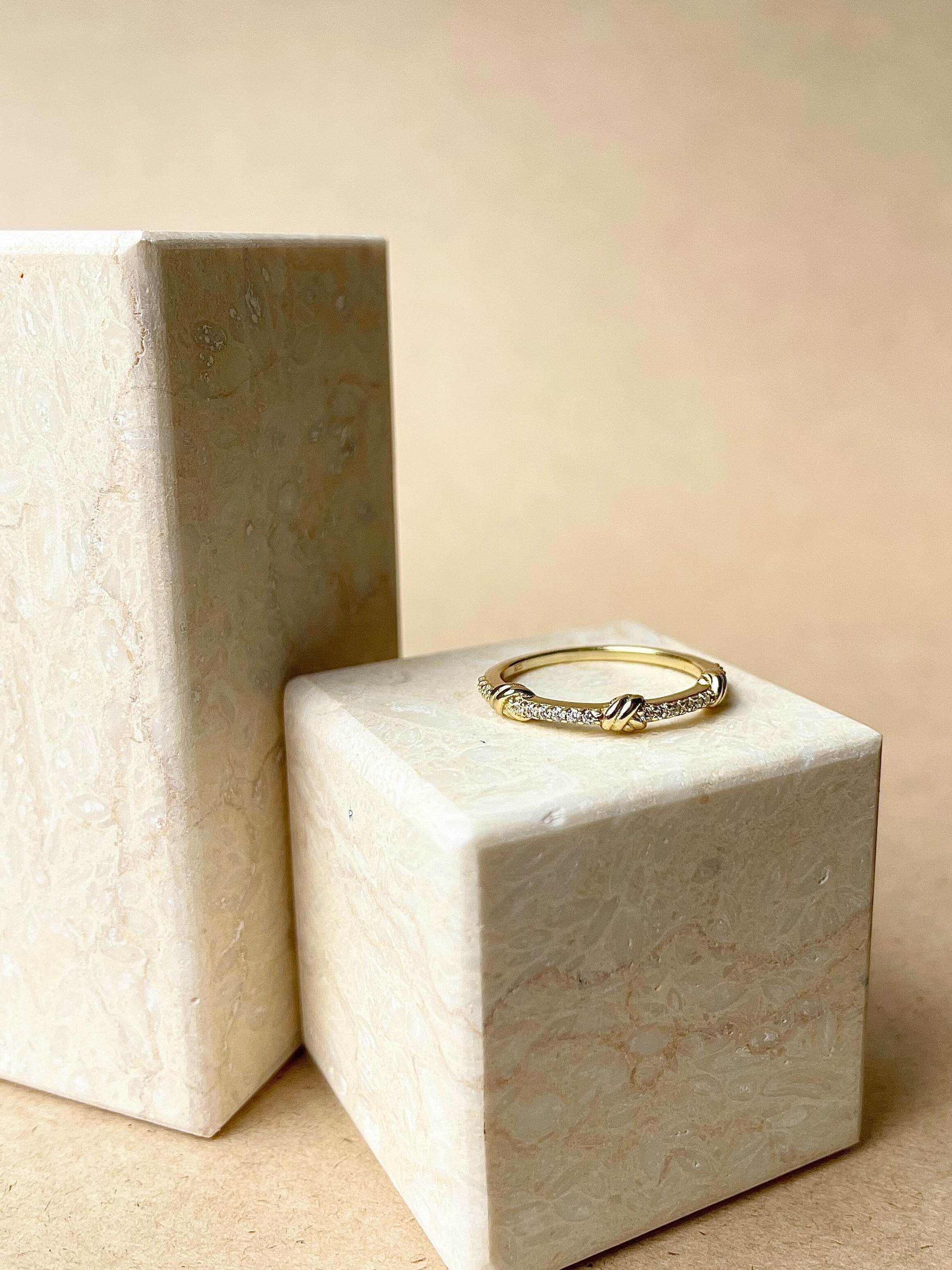 Love Knot Zircon Ring