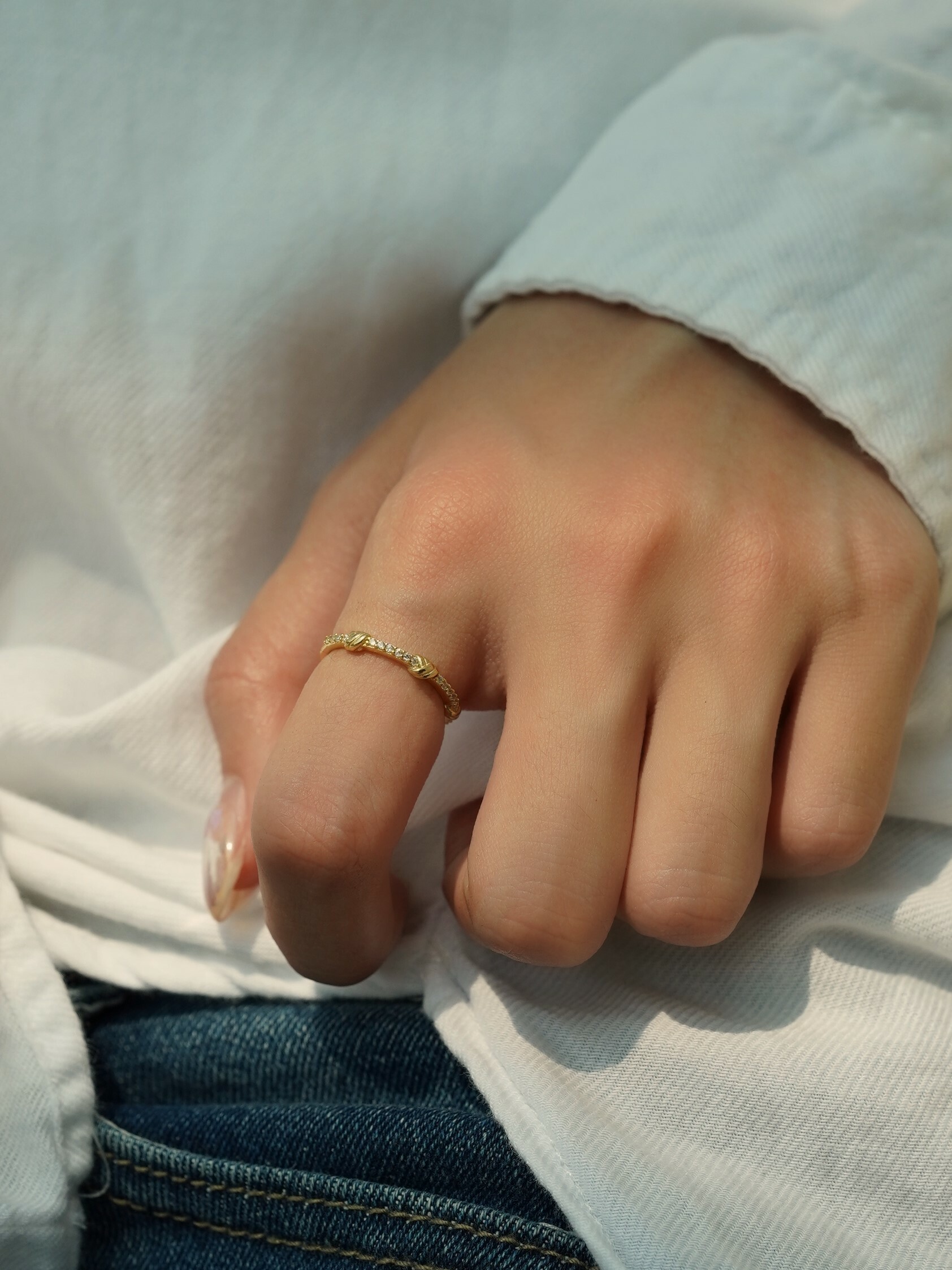 Love Knot Zircon Ring