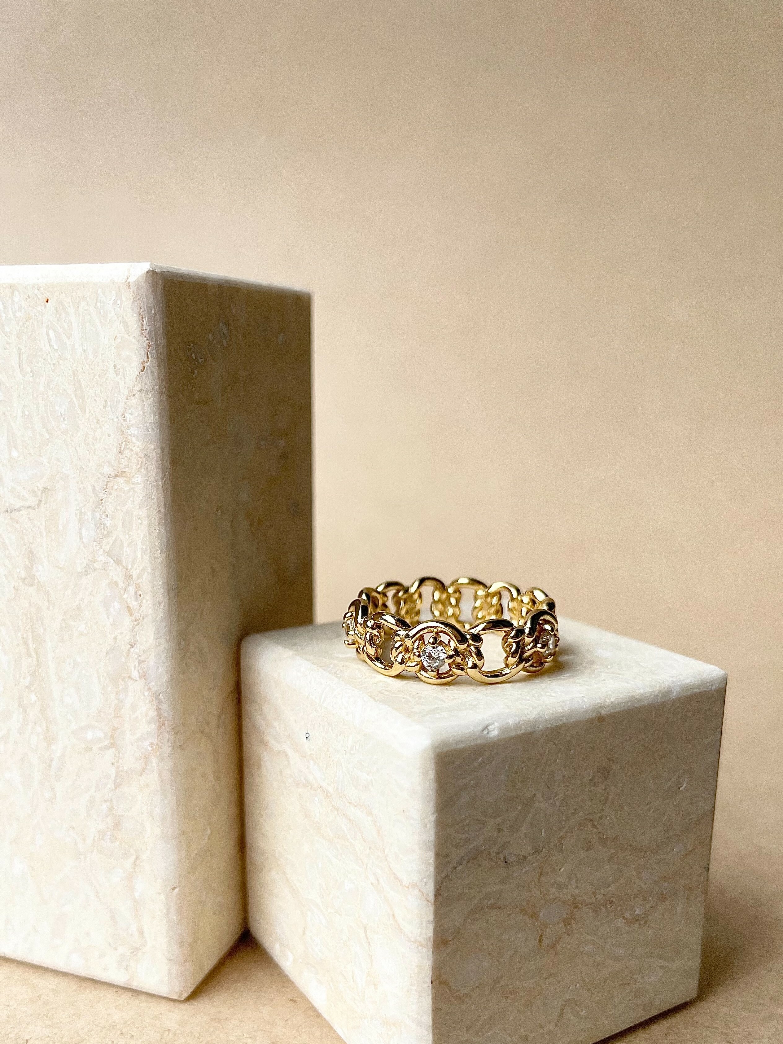 Llano Knot Zircon Ring