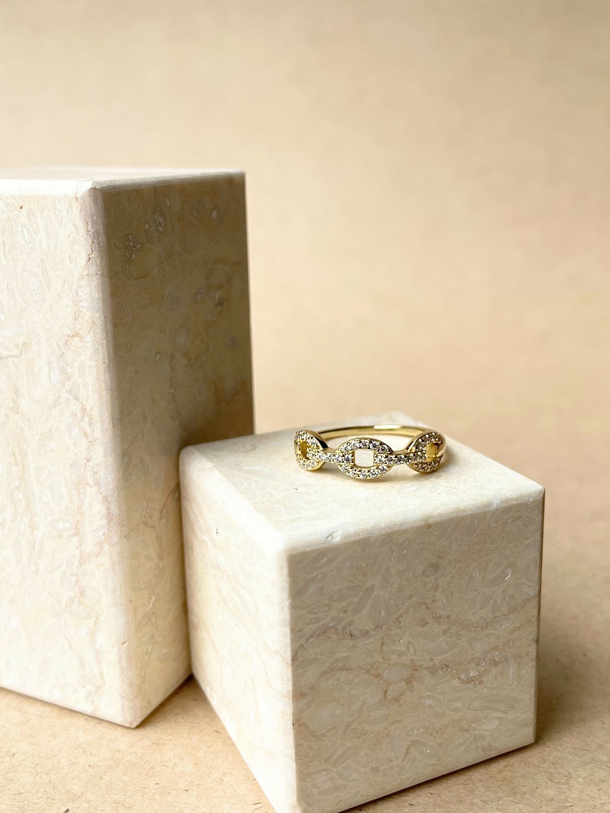 Pave Zircon Link Ring