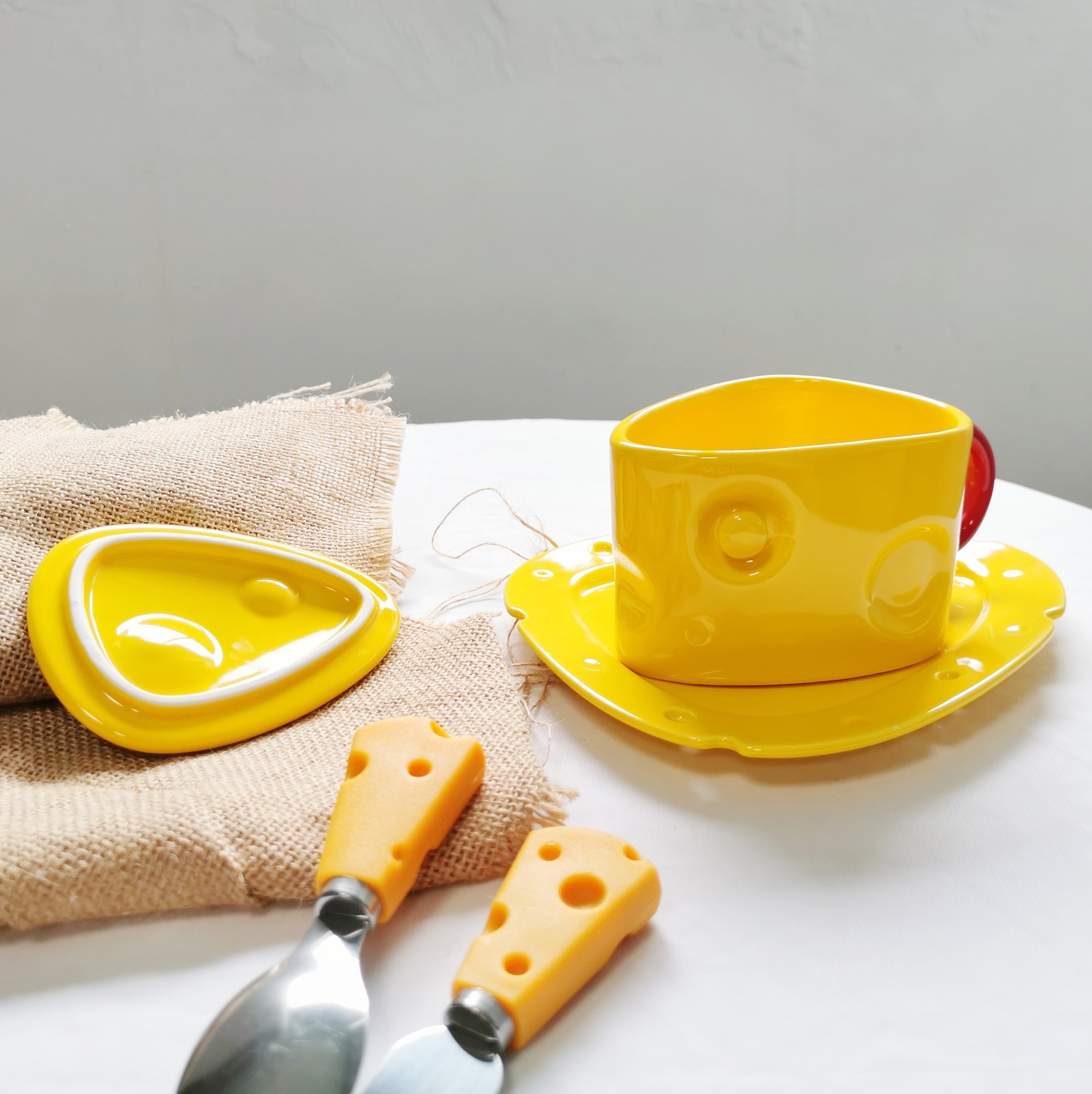 cheese tableware
