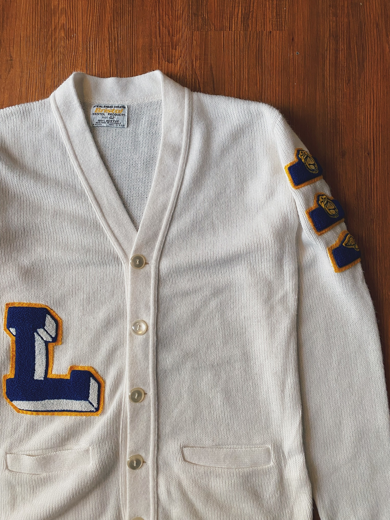 Vintage Letterman sweater / 古著常春藤學院風開襟毛衣-白色經典L
