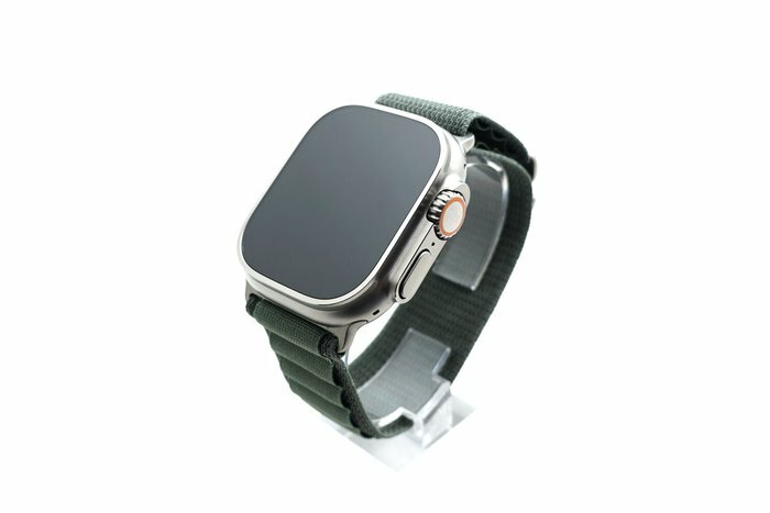 Apple Watch Ultra 49mm 鈦金屬錶殼松嶺風錶環LTE #77720