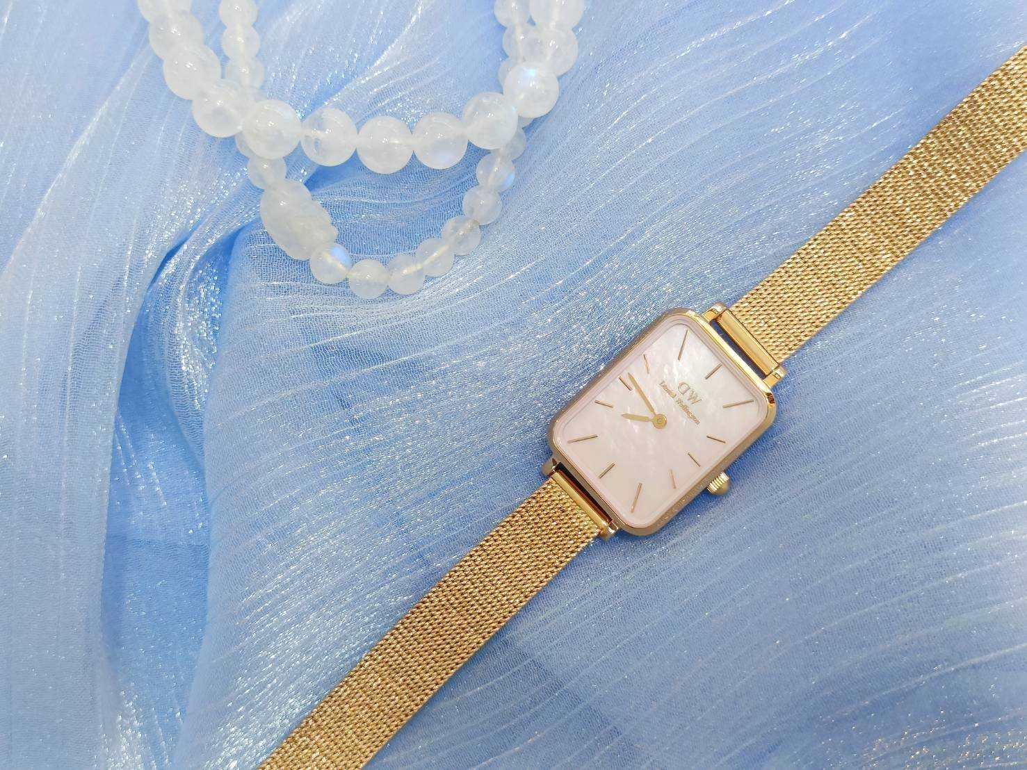 【DW Daniel Wellington】珍珠粉貝長方形腕錶 DW00100510 20*26mm 現代鐘錶