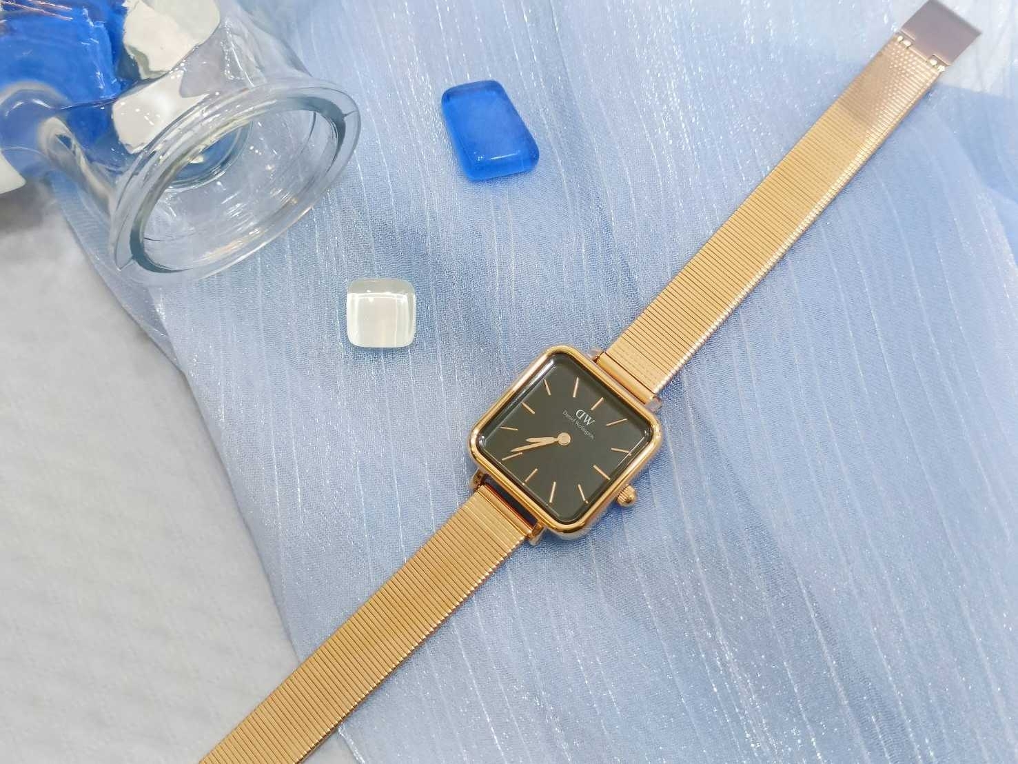 【DW Daniel Wellington】簡約復古方形黑面鋼琴錶帶腕錶 DW00100518 22*22mm 現代鐘錶