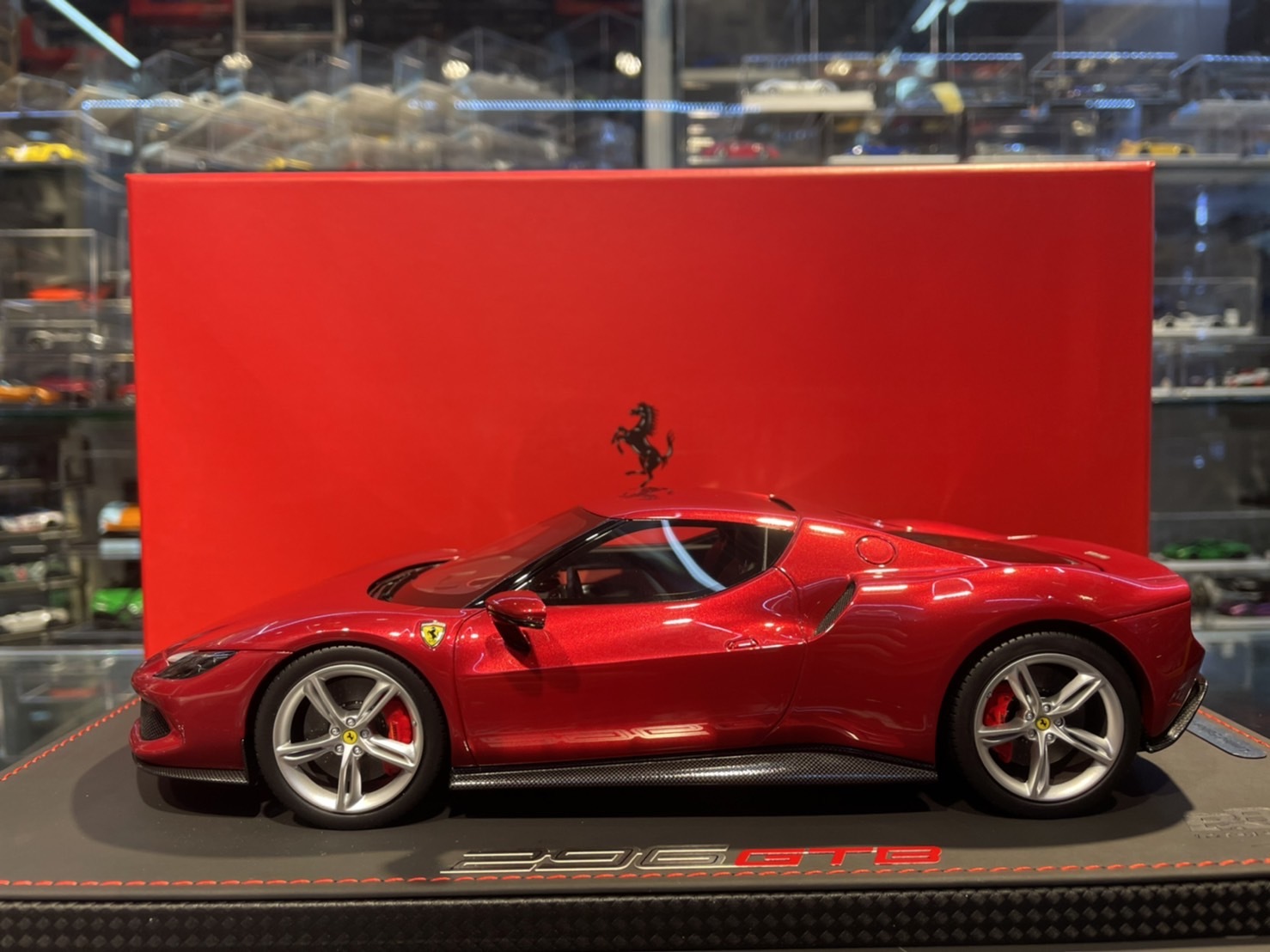 Voiture Miniature de Collection BBR 1-18 - FERRARI 296 GTB - Rosso Corsa  322 - P18210A - Resin - Voiture - Achat & prix