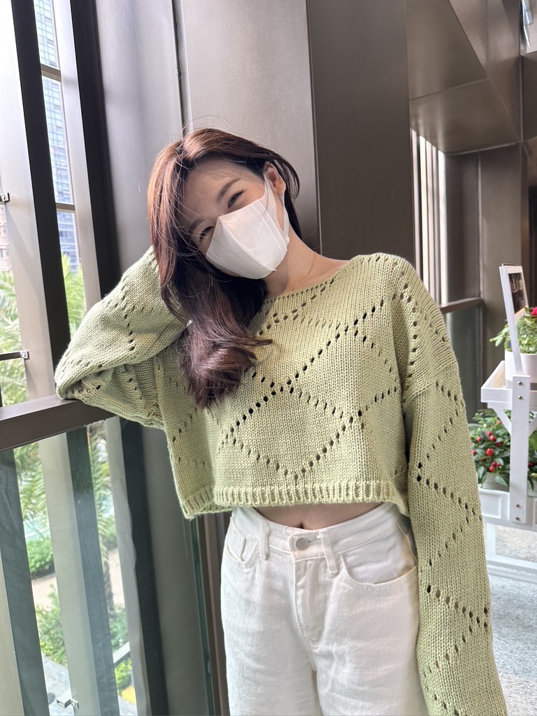 清貨~短版褸空洞洞針織  // 三色入