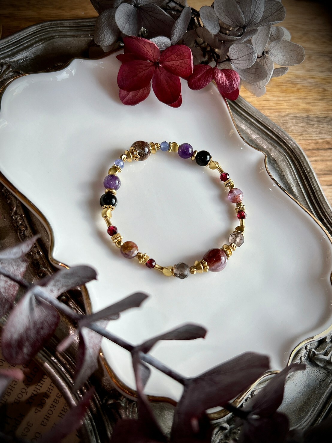 ｛暗夜嗜血者｝