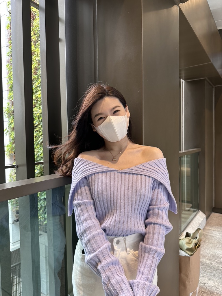 小性感露肩針織上衣  // 四色入