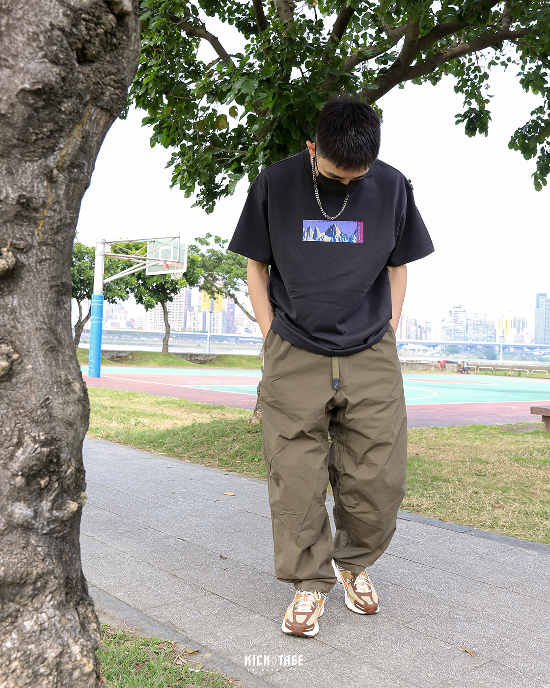 **特價商品售出不退換**男款 GRAMICCI SUM PANTS 黑色 炭灰色 橄欖綠 跑步人 鬆緊 腰帶 抓皺設計 褲管抽繩 工裝 寬版 寬褲【GMP3-STW01】