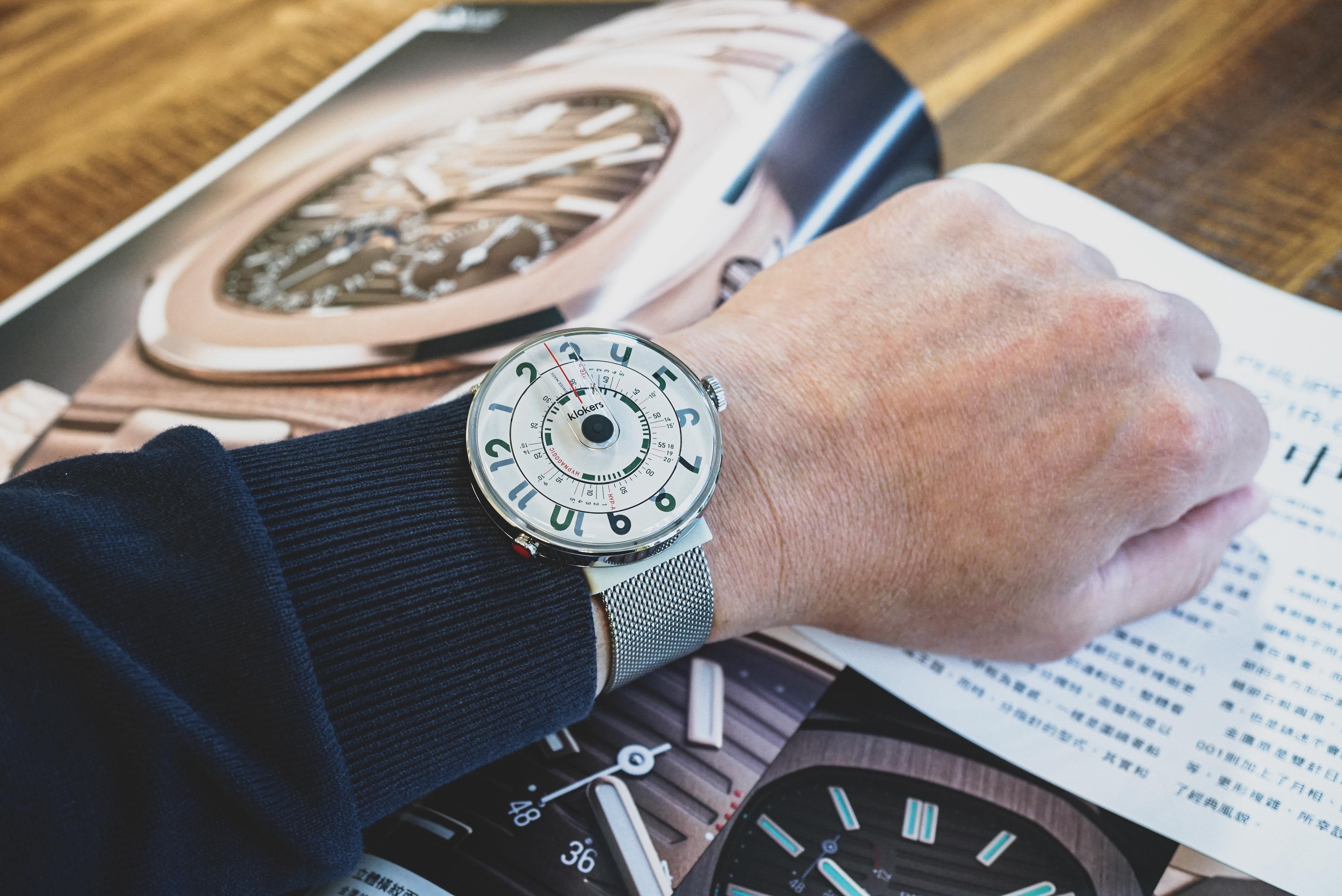 KLOK-01-H3 綠字錶頭+米蘭錶帶