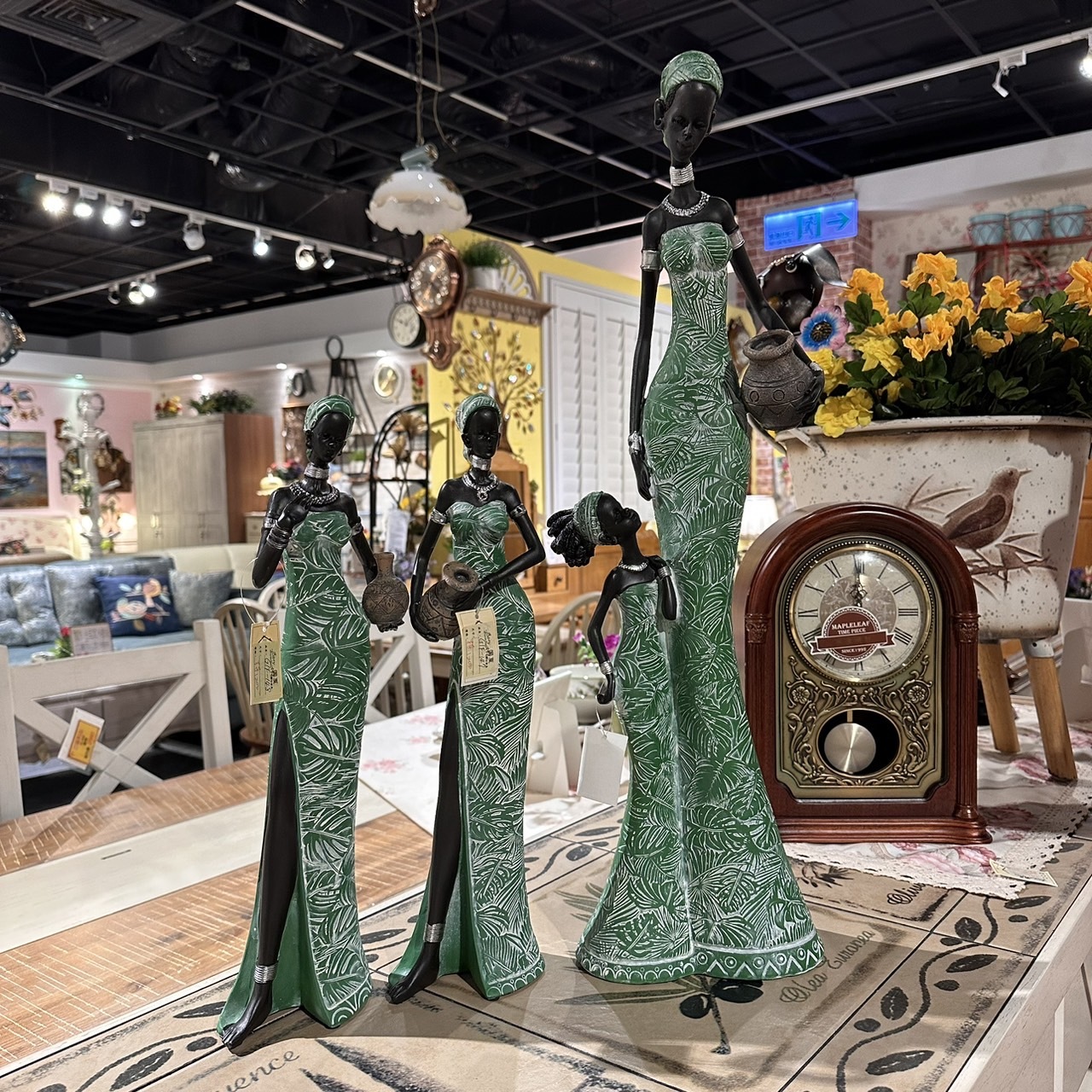 黑美人系列擺件(3款)