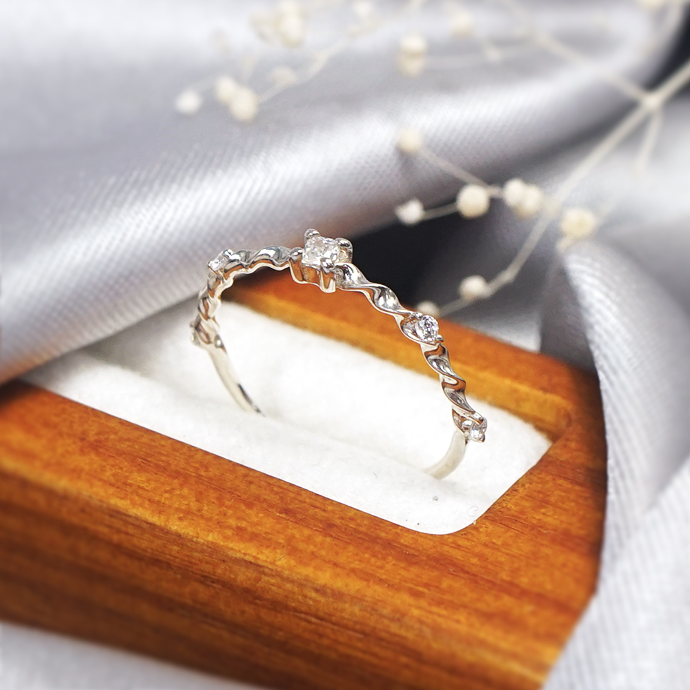 氣質方鑽純銀線戒 Taffy系列小鑽戒 925純銀戒指  尾戒