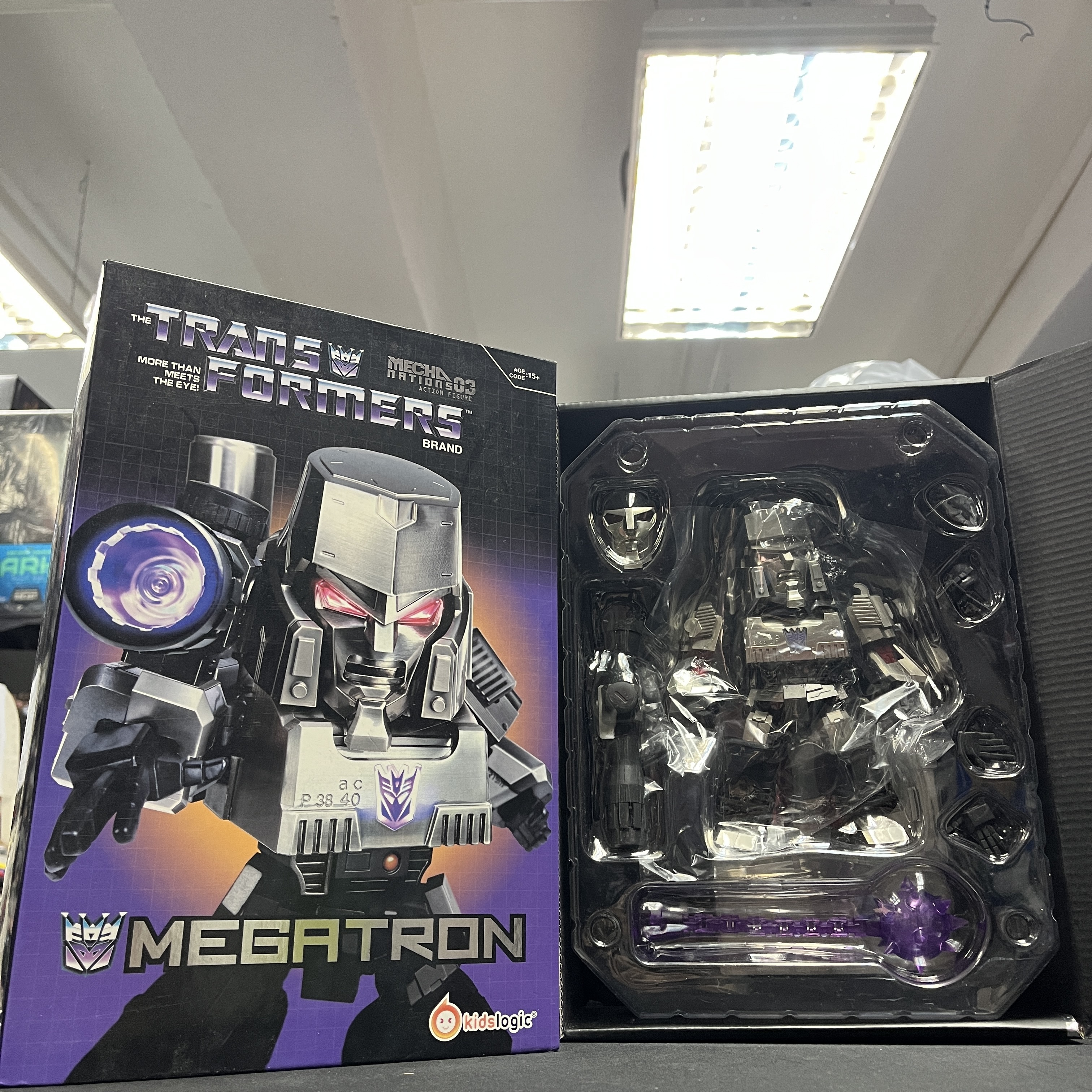 寄賣 變形金剛-kids-logic transformer Megatron 麥加登