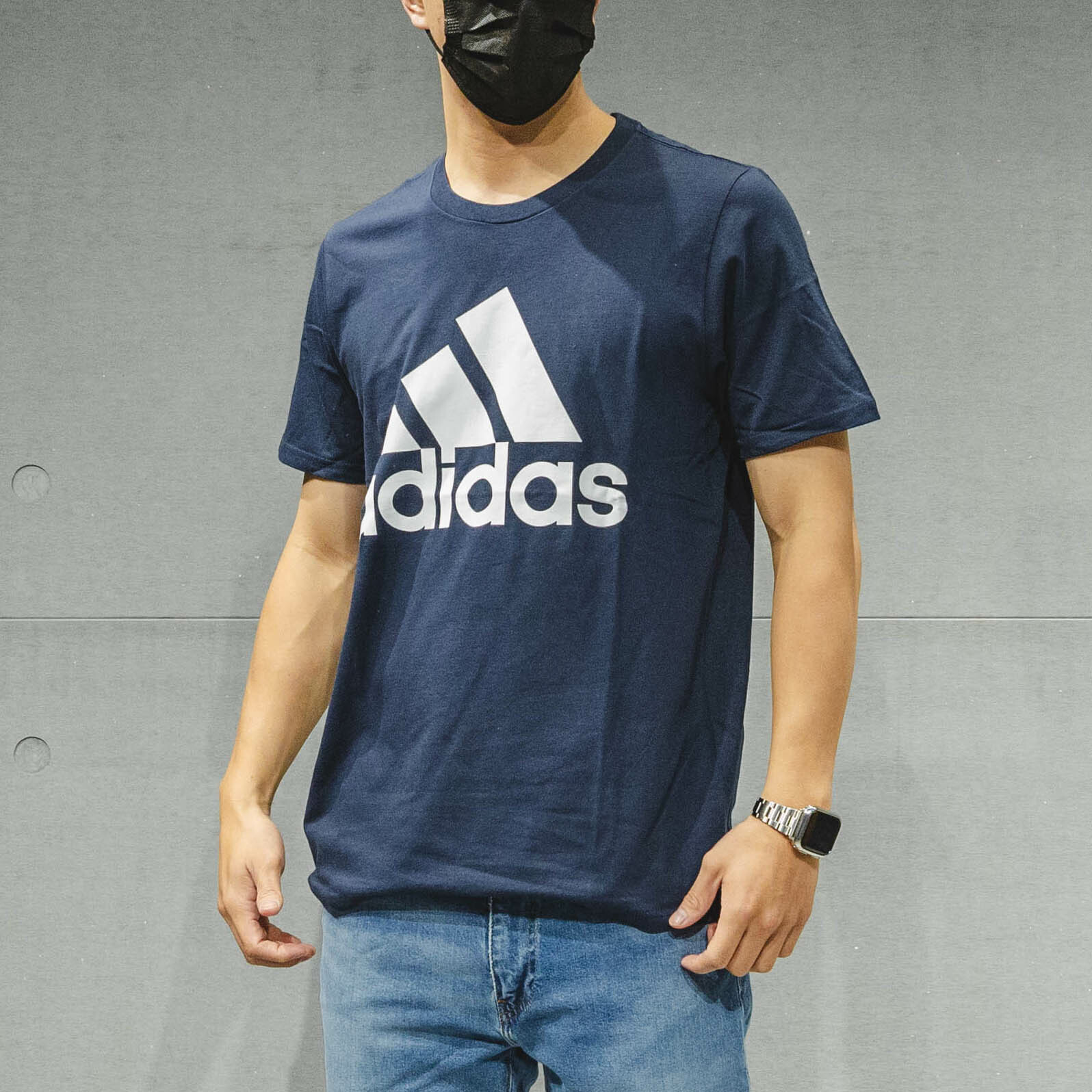 特價 出清 多款 Adidas 短T 短袖 圖T 【AdidasSALE】