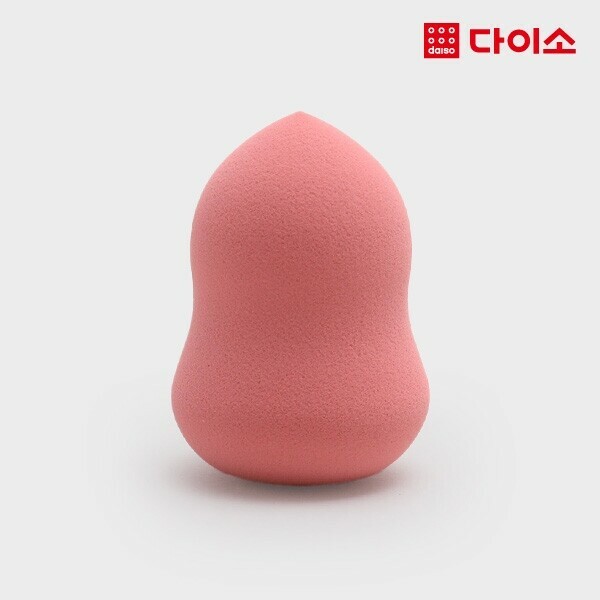 DAISO Foundation Blending Puff - Gourd Type (Color Random) 1024919