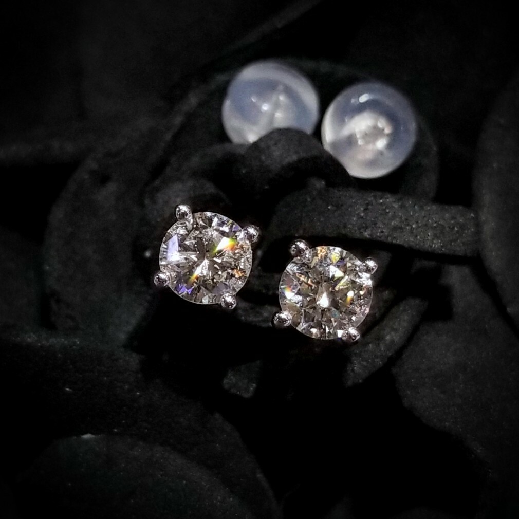 全新18K白金【主石72份鑽石】耳環