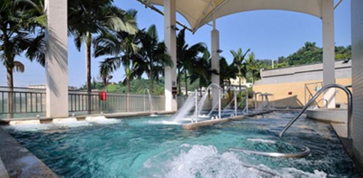 【台中】日光溫泉會館按摩游泳池