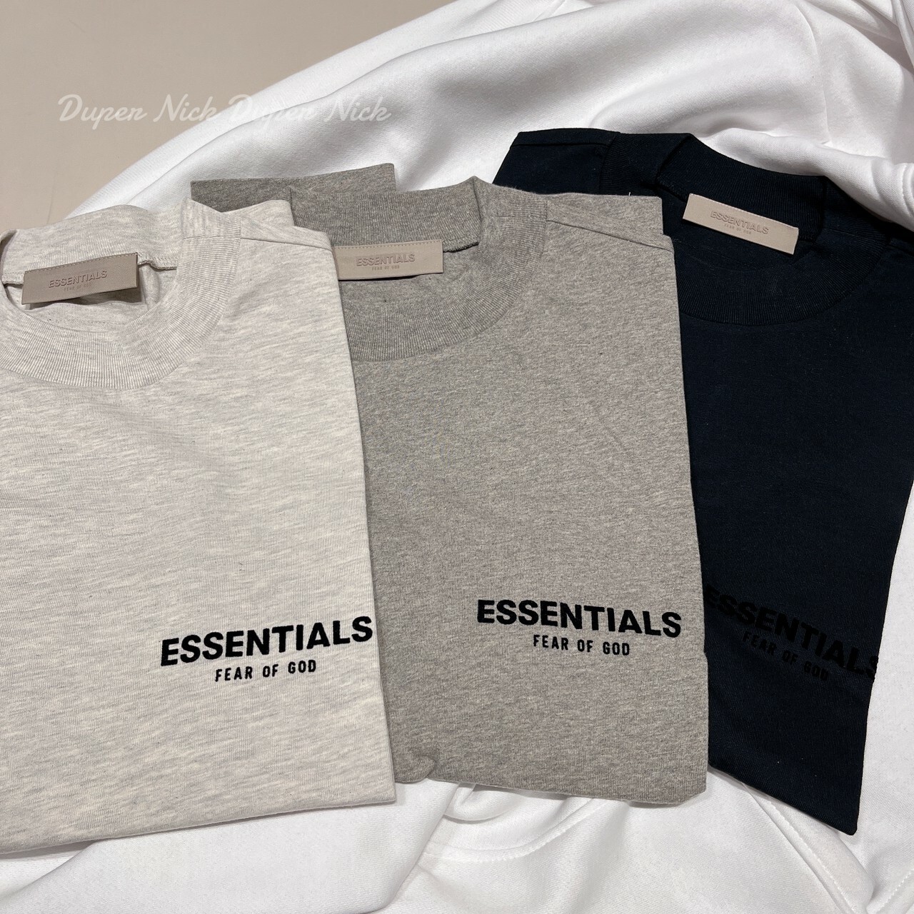 ESSENTIALS  胸前小LOGO 短袖