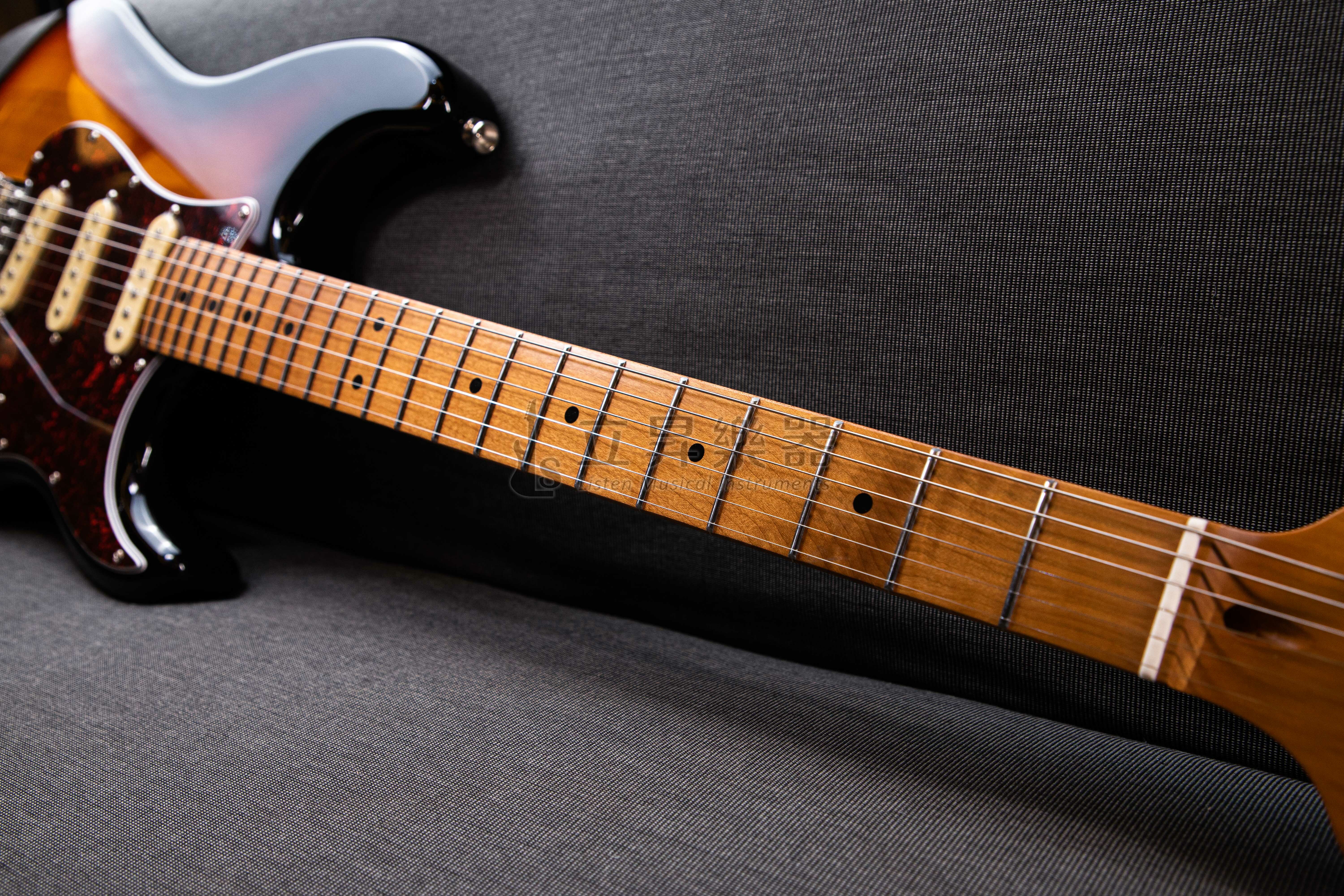 JET 300系列 Stratocaster SSS 單單單小搖座 22格 電吉他 烤楓木 | JS-300 BK 黑色 JET 300系列 Stratocaster SSS 單單單小搖座 22格 電吉他 烤楓木 | JS-300 BK 黑色 / JS-300 OW 白色 / JS-300 SB 漸層色 / JS-300 BL 藍色 第 3 張圖片｜三峽吉他 / Bass