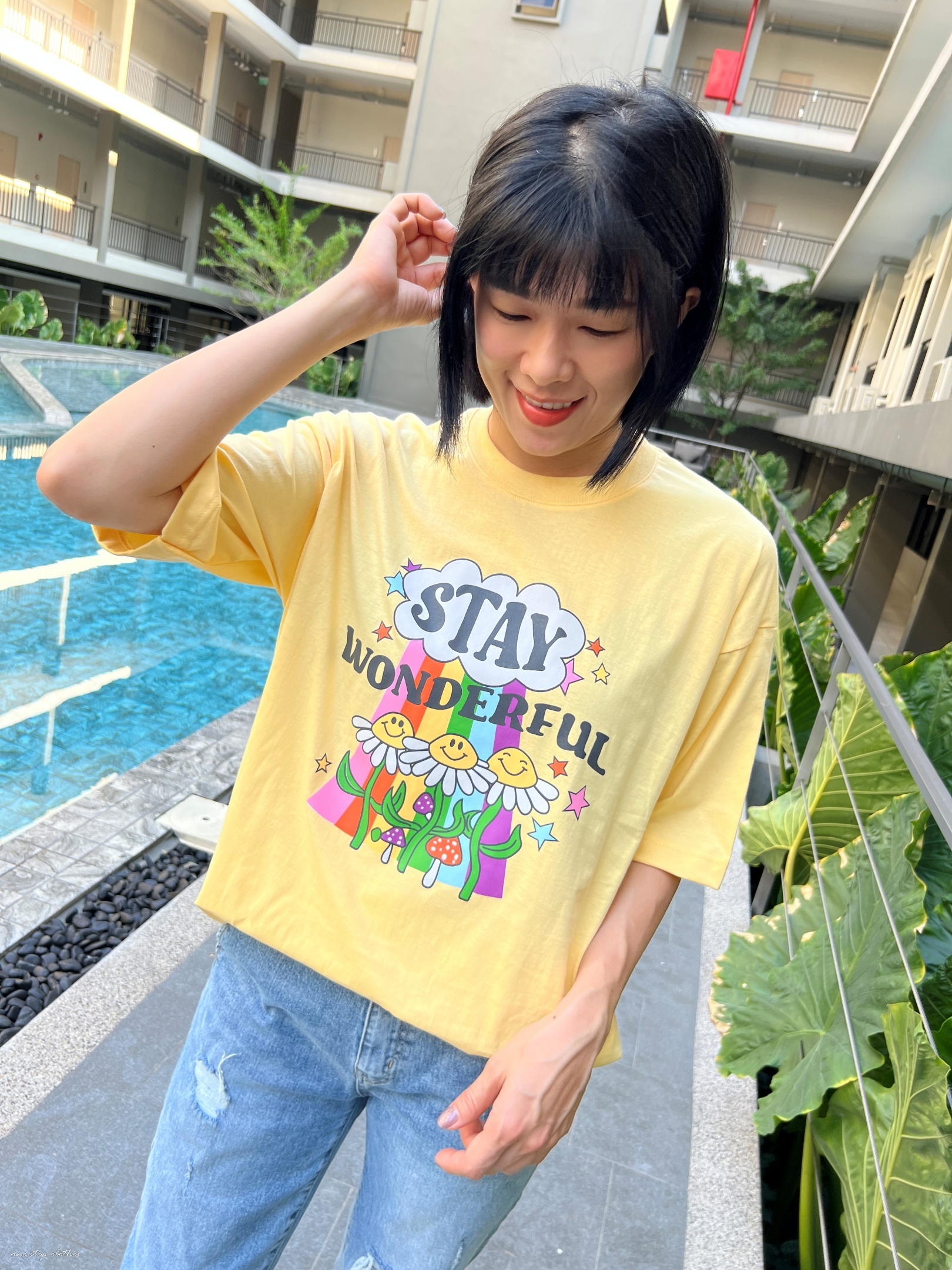 泰國STAY彩虹小花星星T (黃)