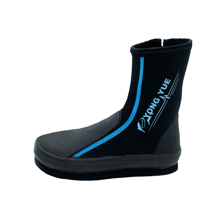 YONGYUE長筒防滑鞋/黑底水藍色邊