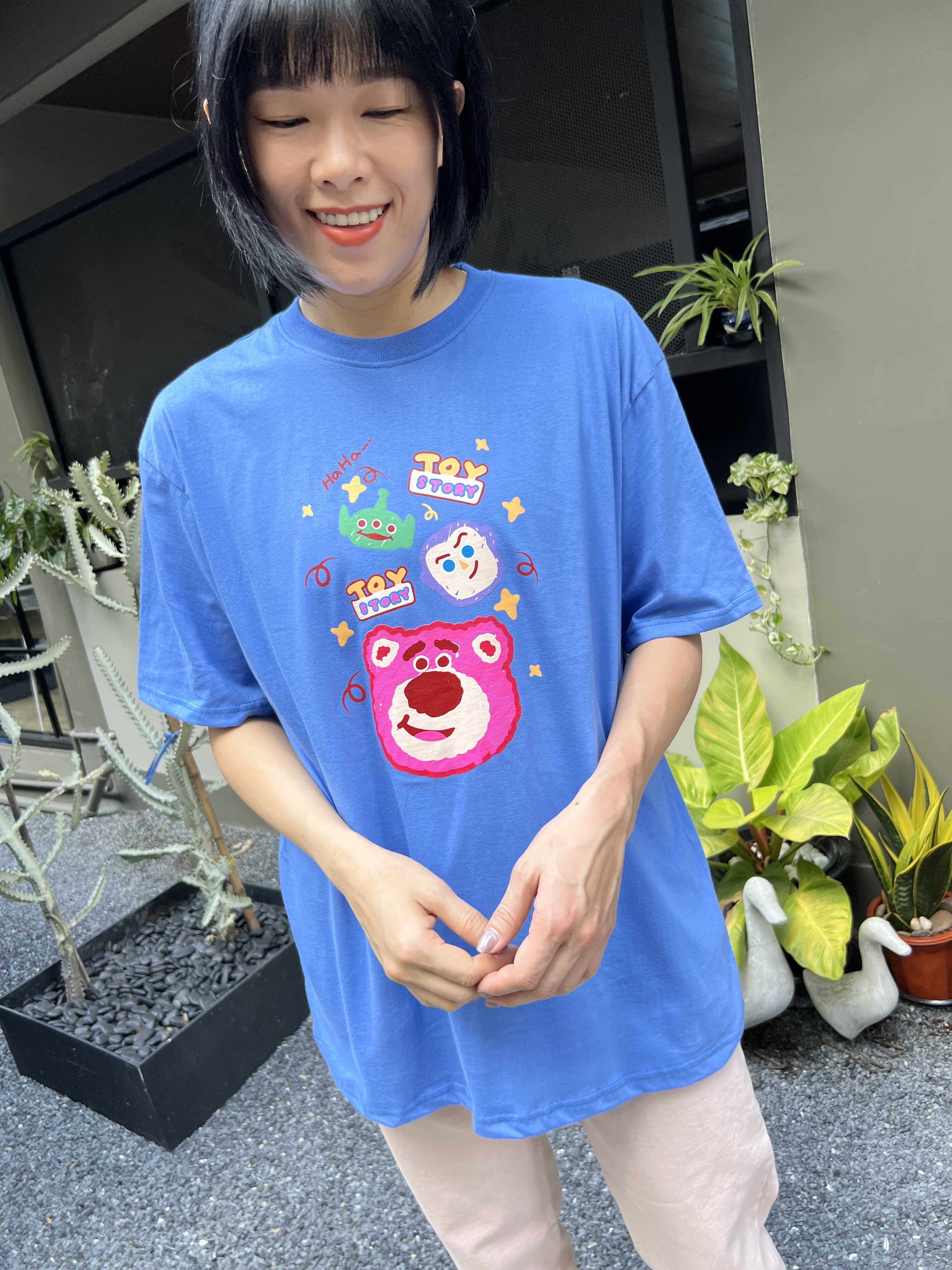 泰國超級Q的粉紅熊抱哥T (藍)