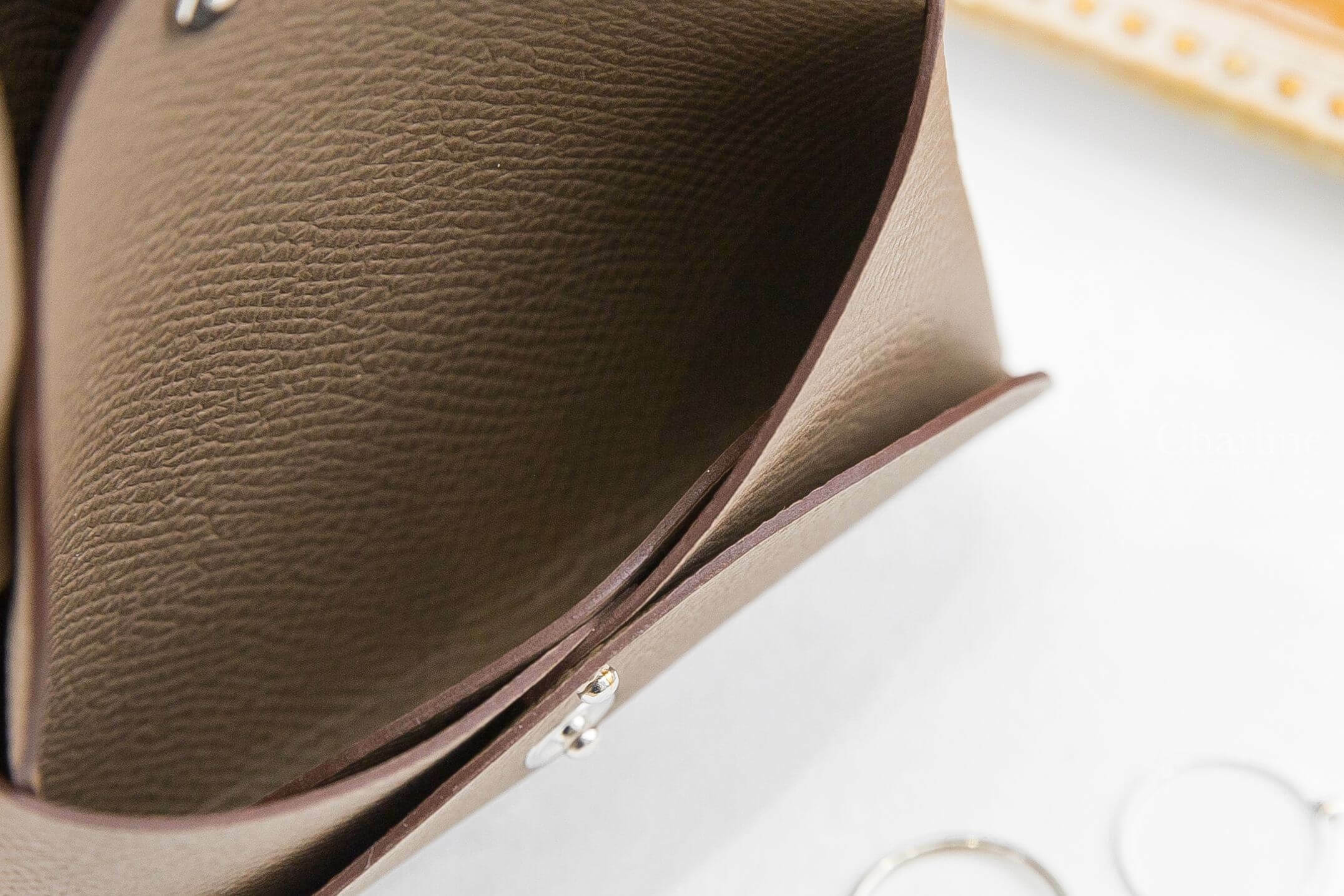 Hermès Calvi Duo Compact Card Holder U刻大象灰信封釦式零錢袋卡片夾-Charline Boutique 精品代購