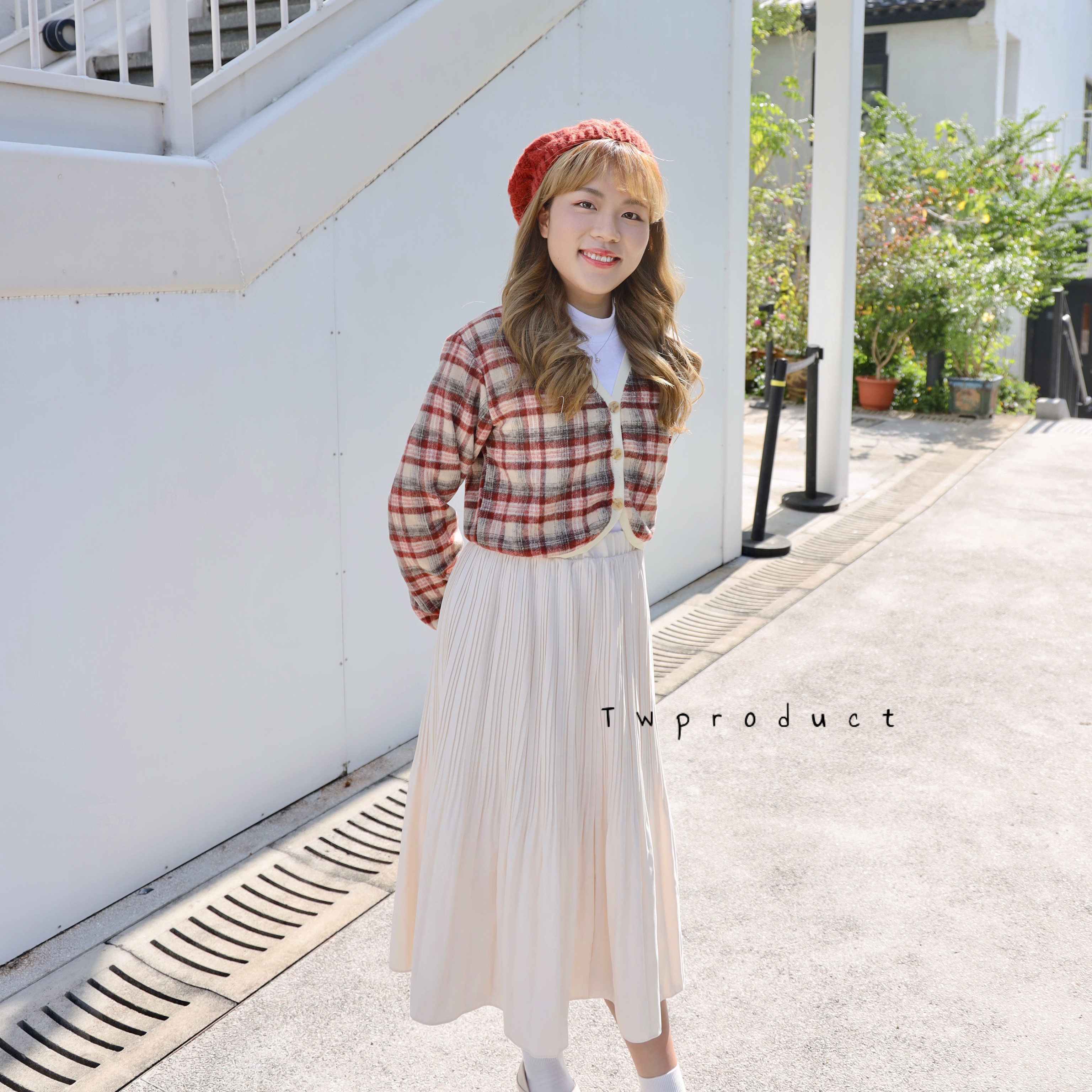 ✨||Top326 ||紅啡格活潑外套top