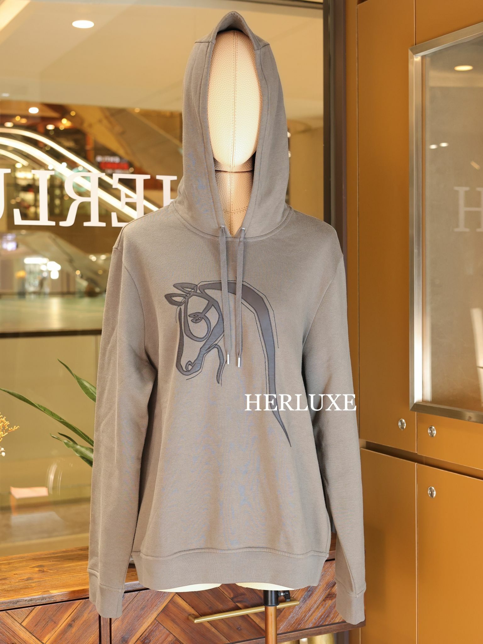 Sweat à capuche patch cuir 0L poivre size M