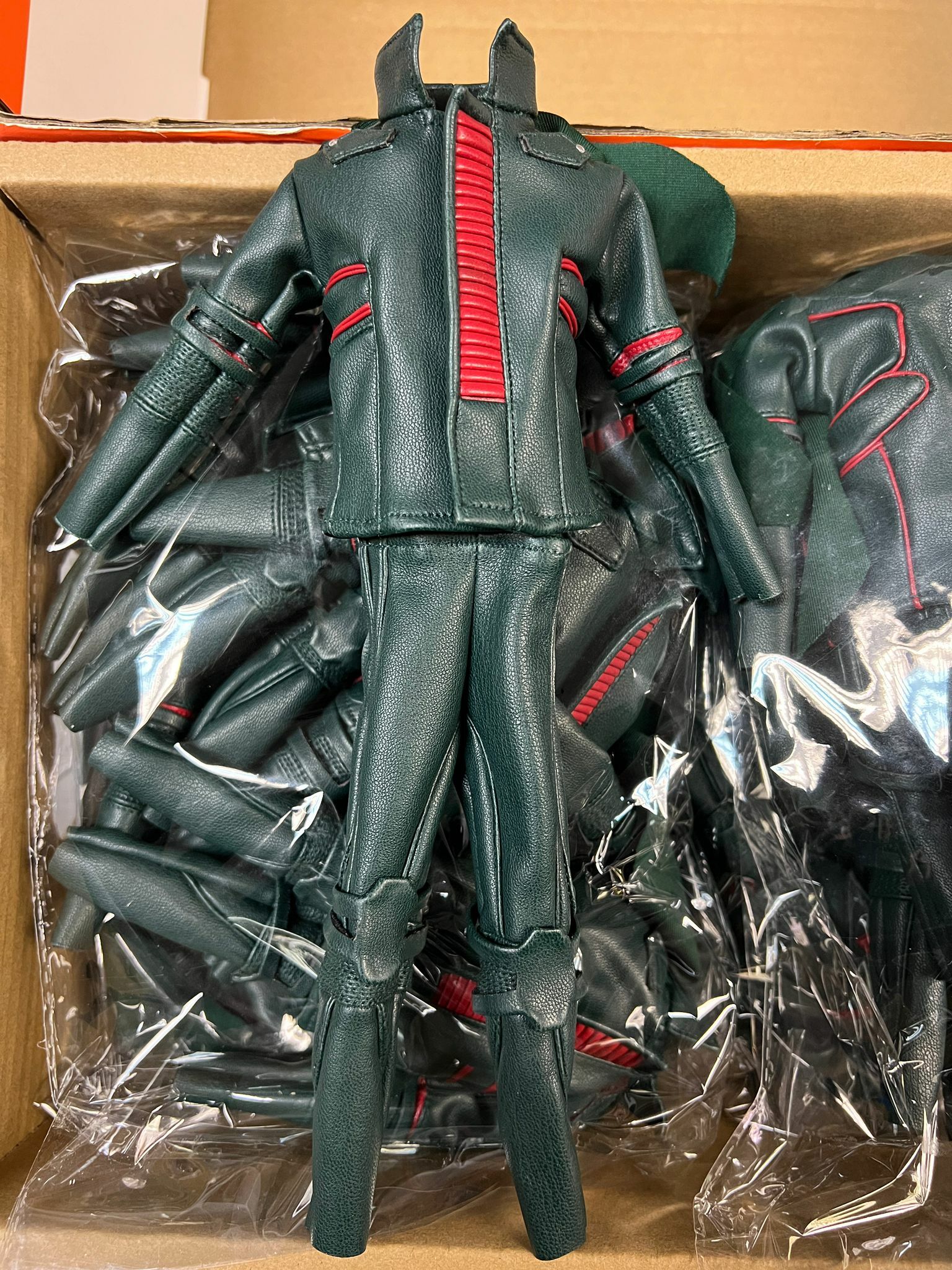 幪面超人 Medicom RAH THE NEXT V3 專用替換皮套 (不連玩具)